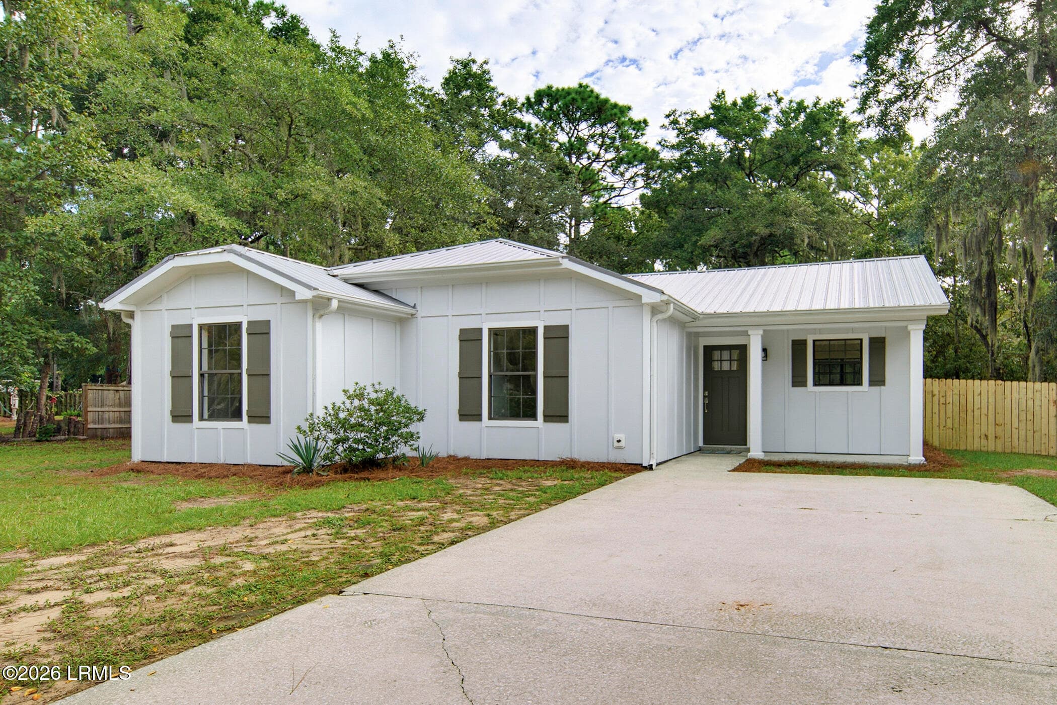 Front1Crop_MLS - 206 Middle Road, Beaufort, SC 29907, Beaufort