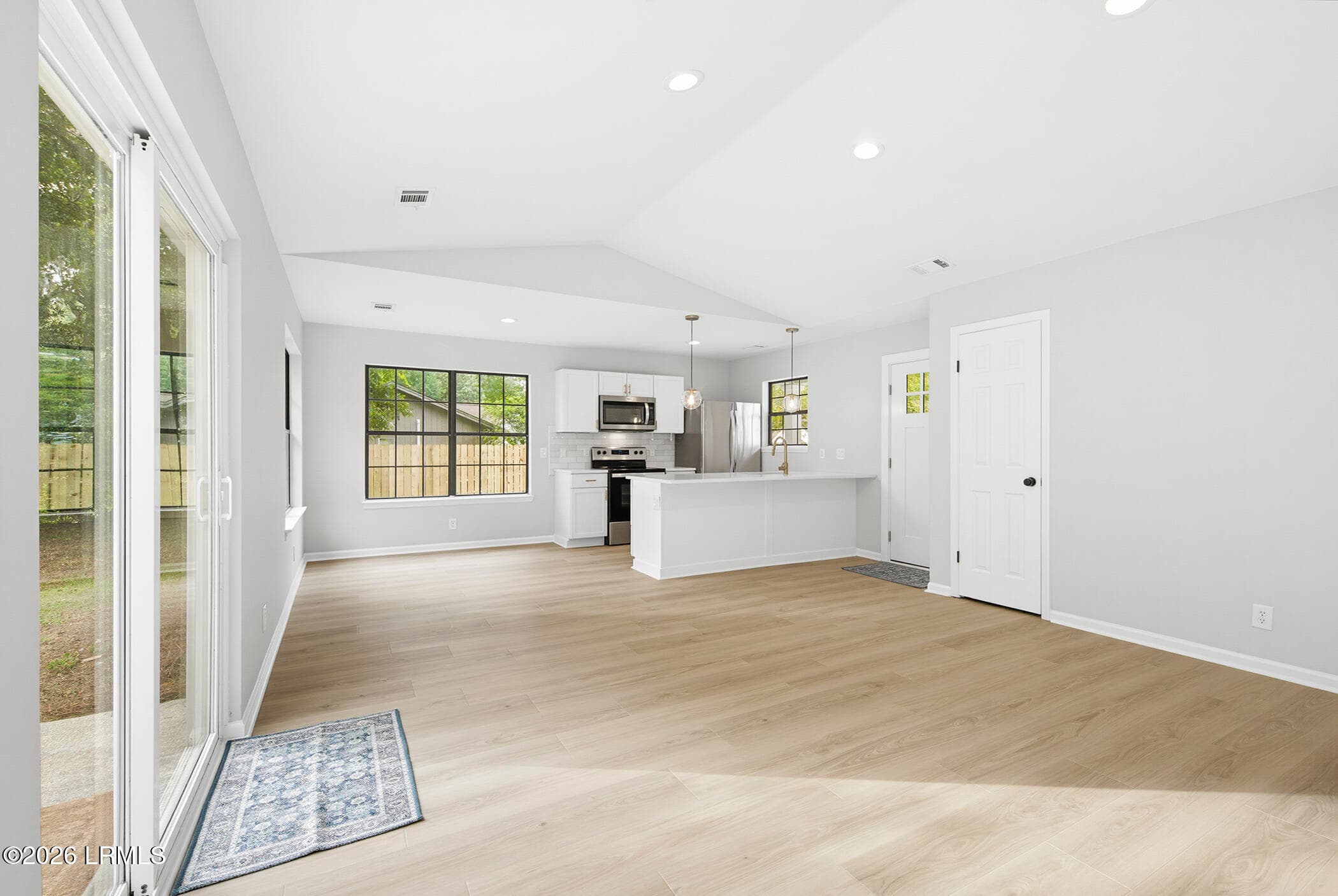 LivingRm2_MLS - 206 Middle Road, Beaufort, SC 29907, Beaufort