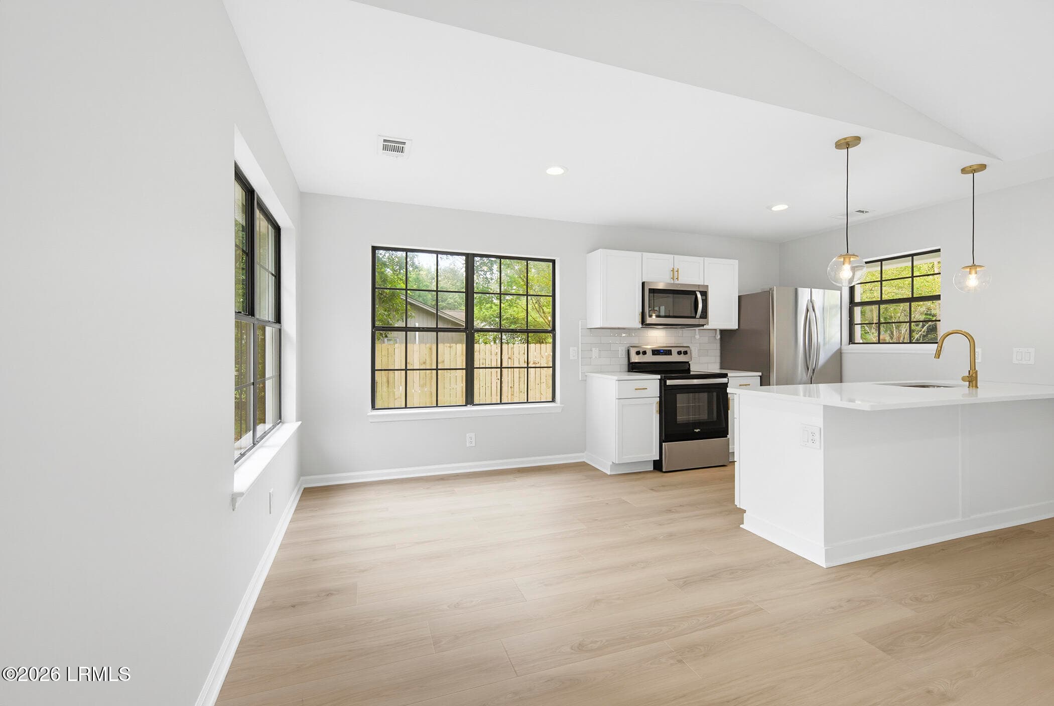 EatingArea_MLS - 206 Middle Road, Beaufort, SC 29907, Beaufort