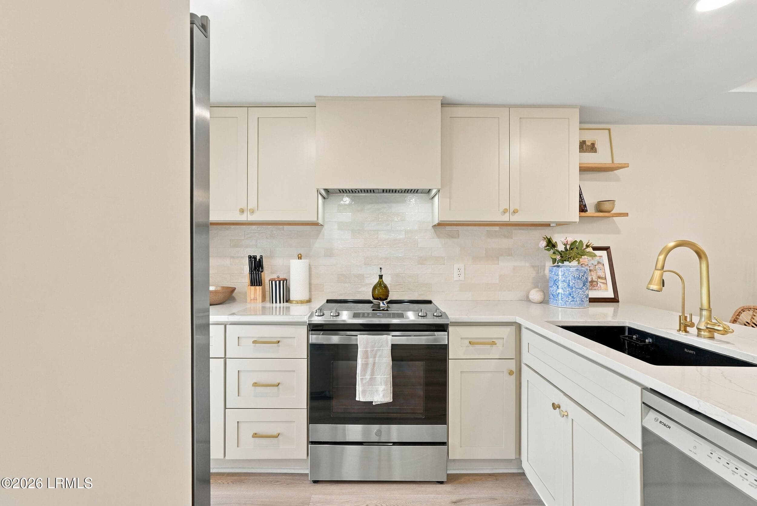 9 - 2 William Hilton Parkway 506, Hilton Head Island, SC 29926, Hilton Head Island
