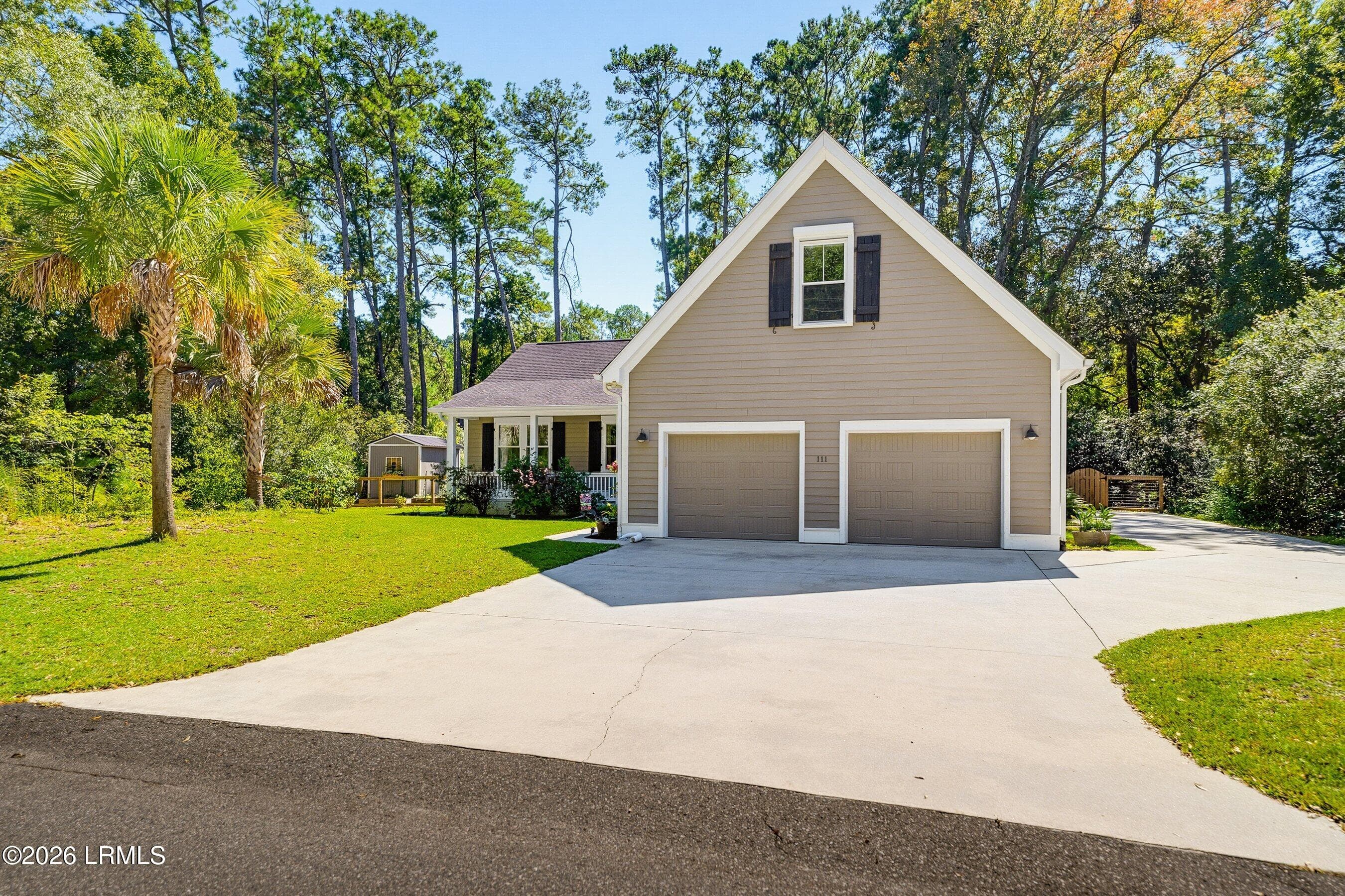 DSC00259-251-1.jpg-SMALL - 111 Marsh Drive, Beaufort, SC 29907, Beaufort