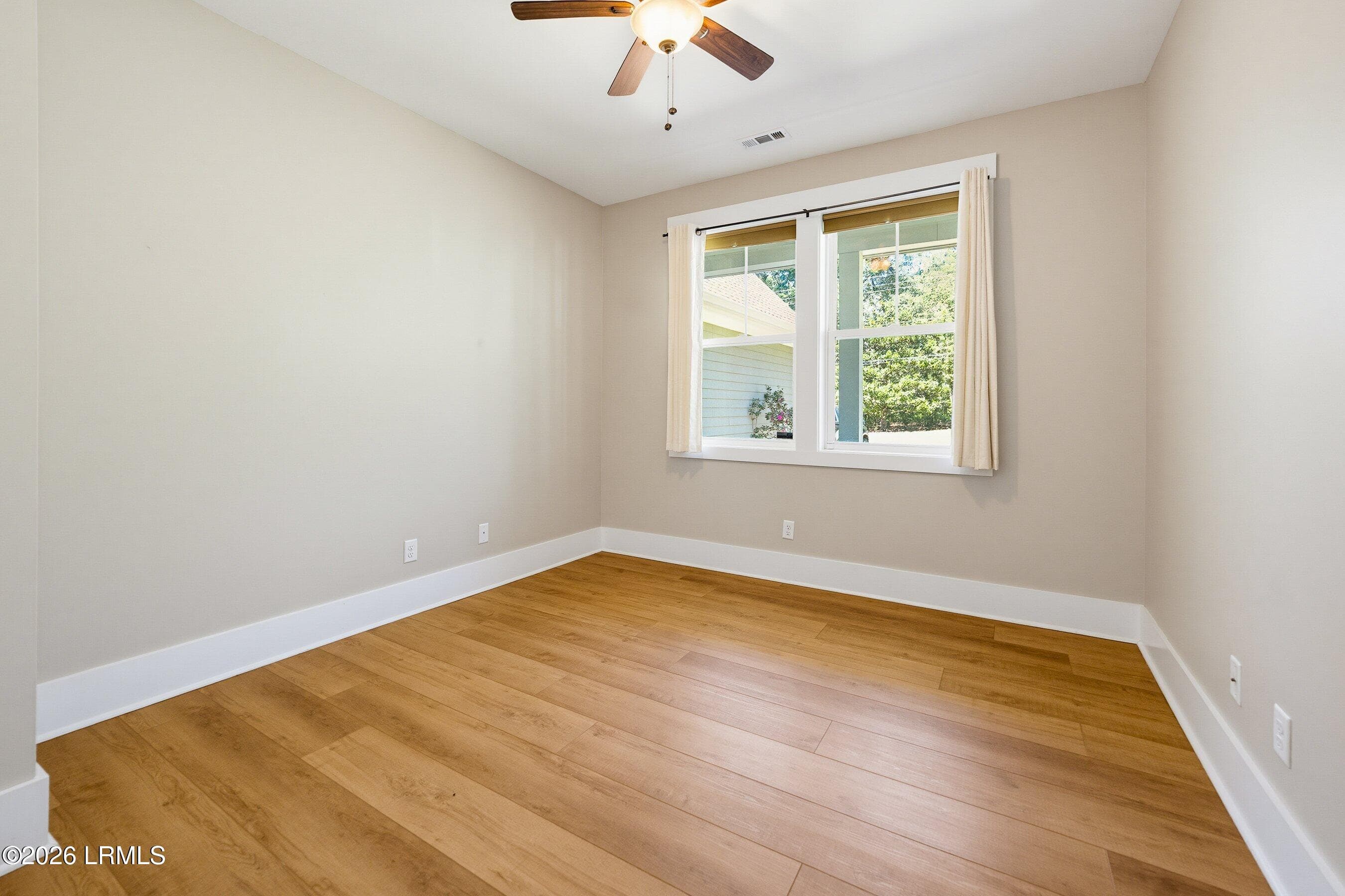 DSC00139-131-1.jpg-SMALL - 111 Marsh Drive, Beaufort, SC 29907, Beaufort