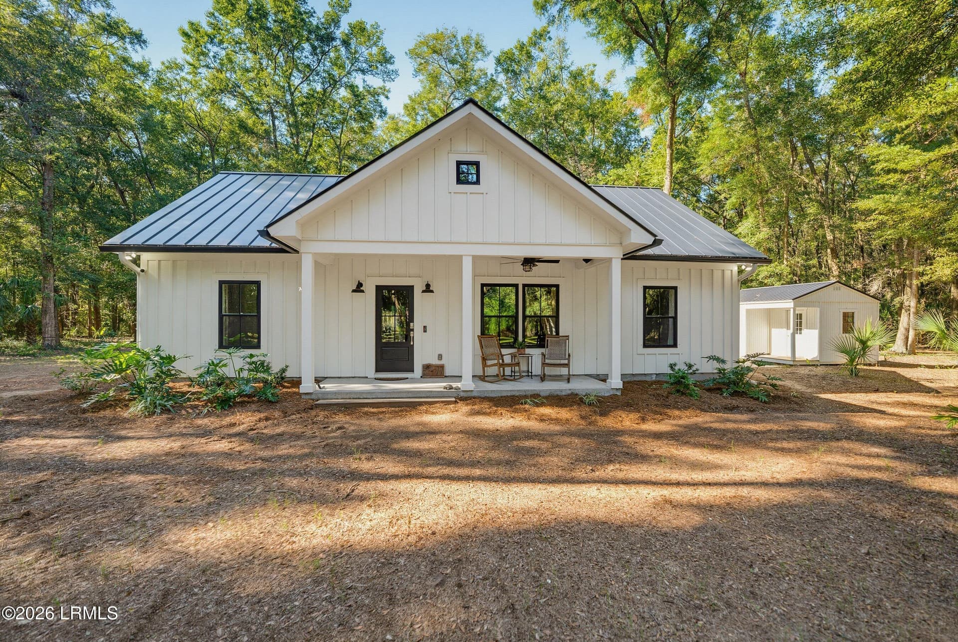 DSC02168-216-1.jpg-SMALL - 77 Avenue Of Oaks, St. Helena Island, SC 29920