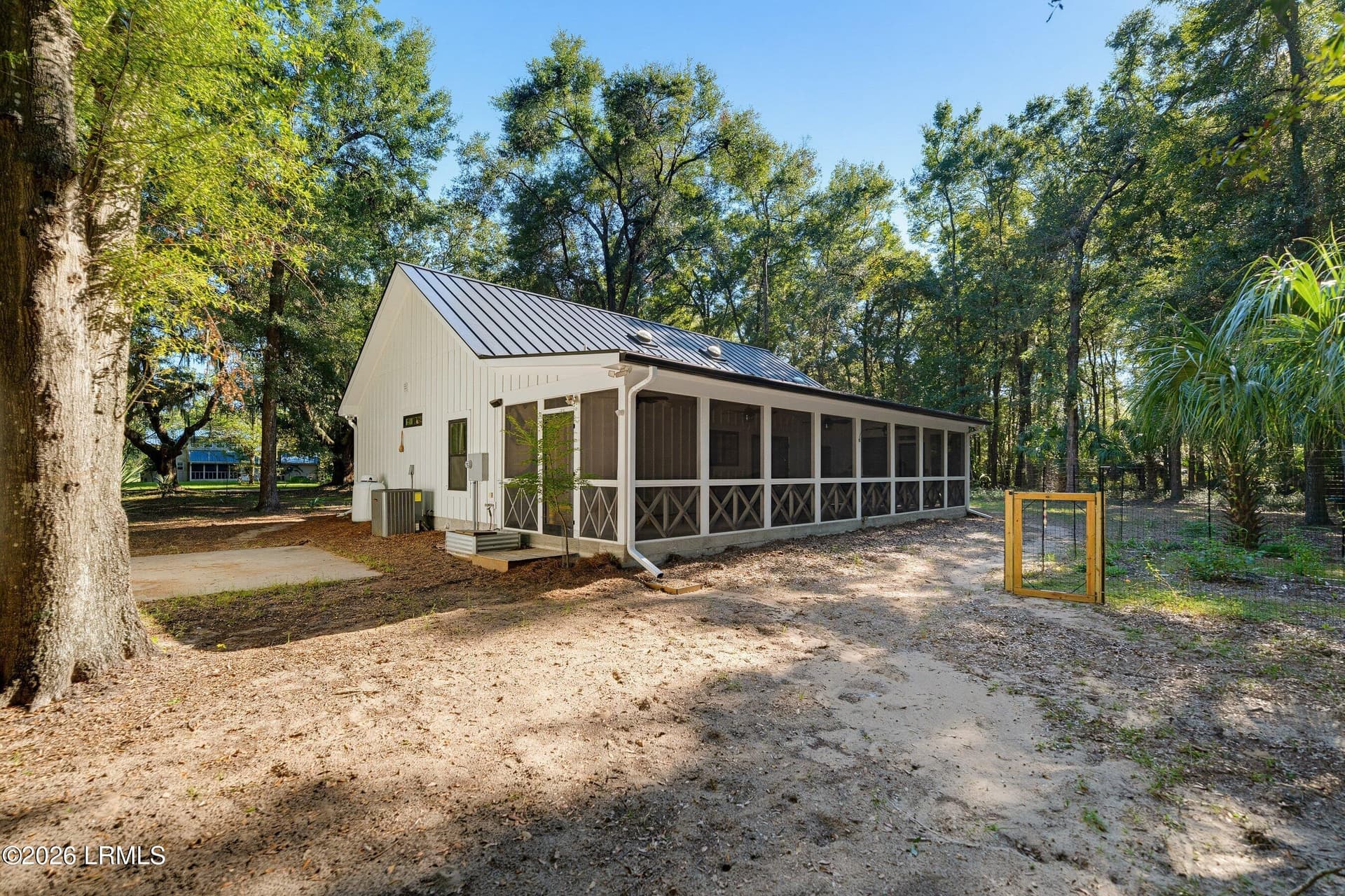 DSC02143-191-1.jpg-SMALL - 77 Avenue Of Oaks, St. Helena Island, SC 29920