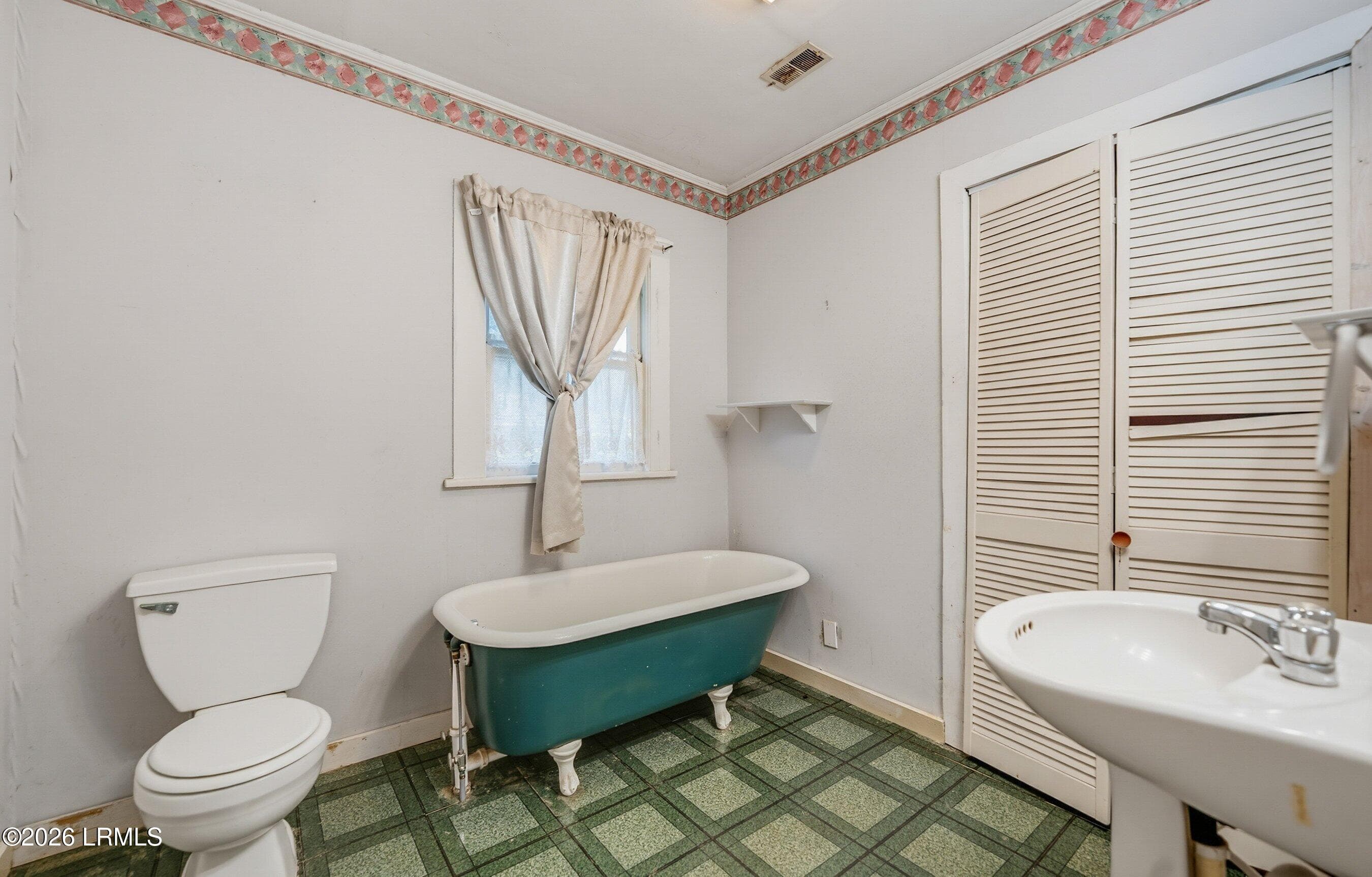 DSC07451-76-1.jpg-SMALL - 138 2nd Avenue, Ridgeland, SC 29936