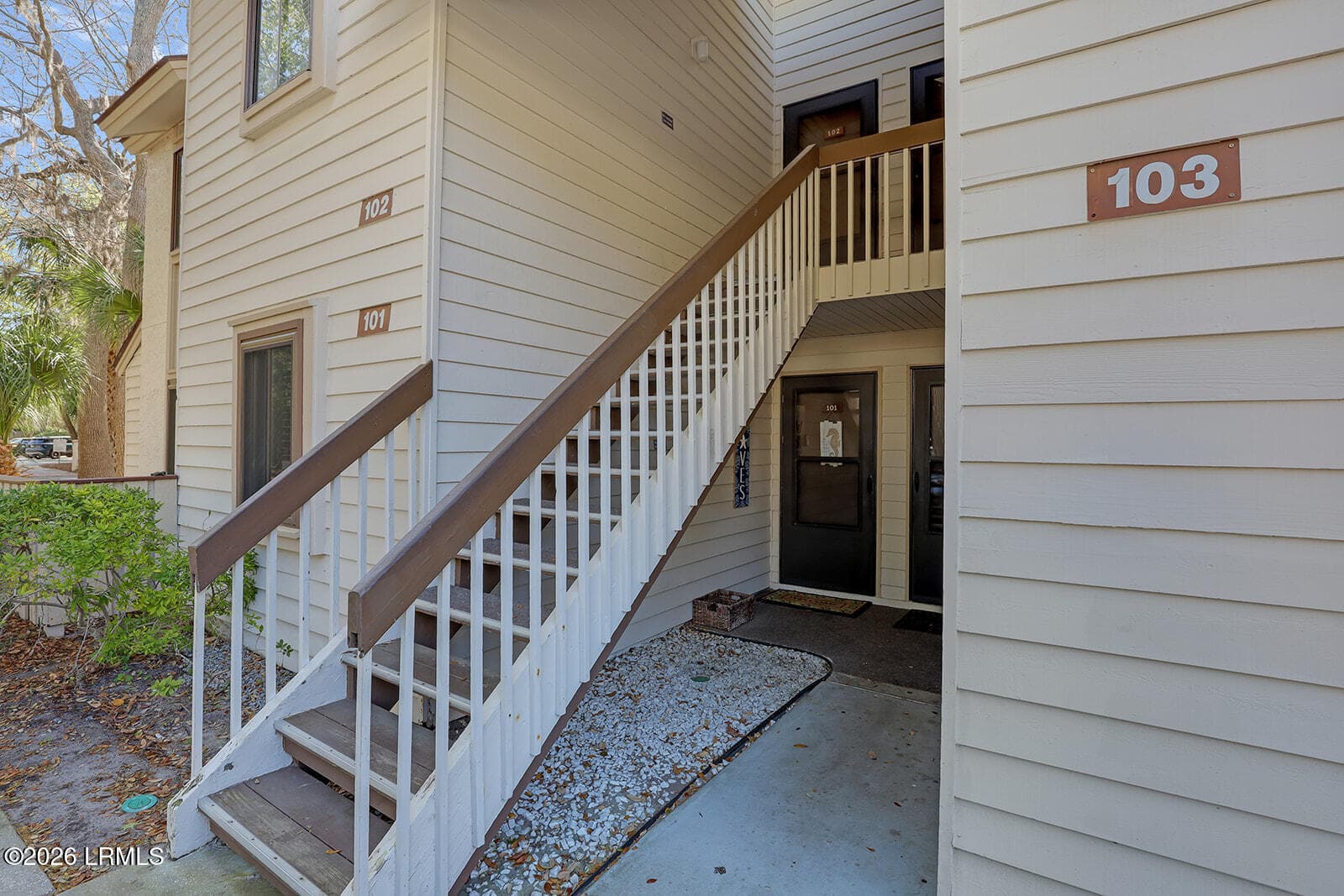 IMG_8931 - 25 Deallyon Avenue 103, Hilton Head Island, SC 29928
