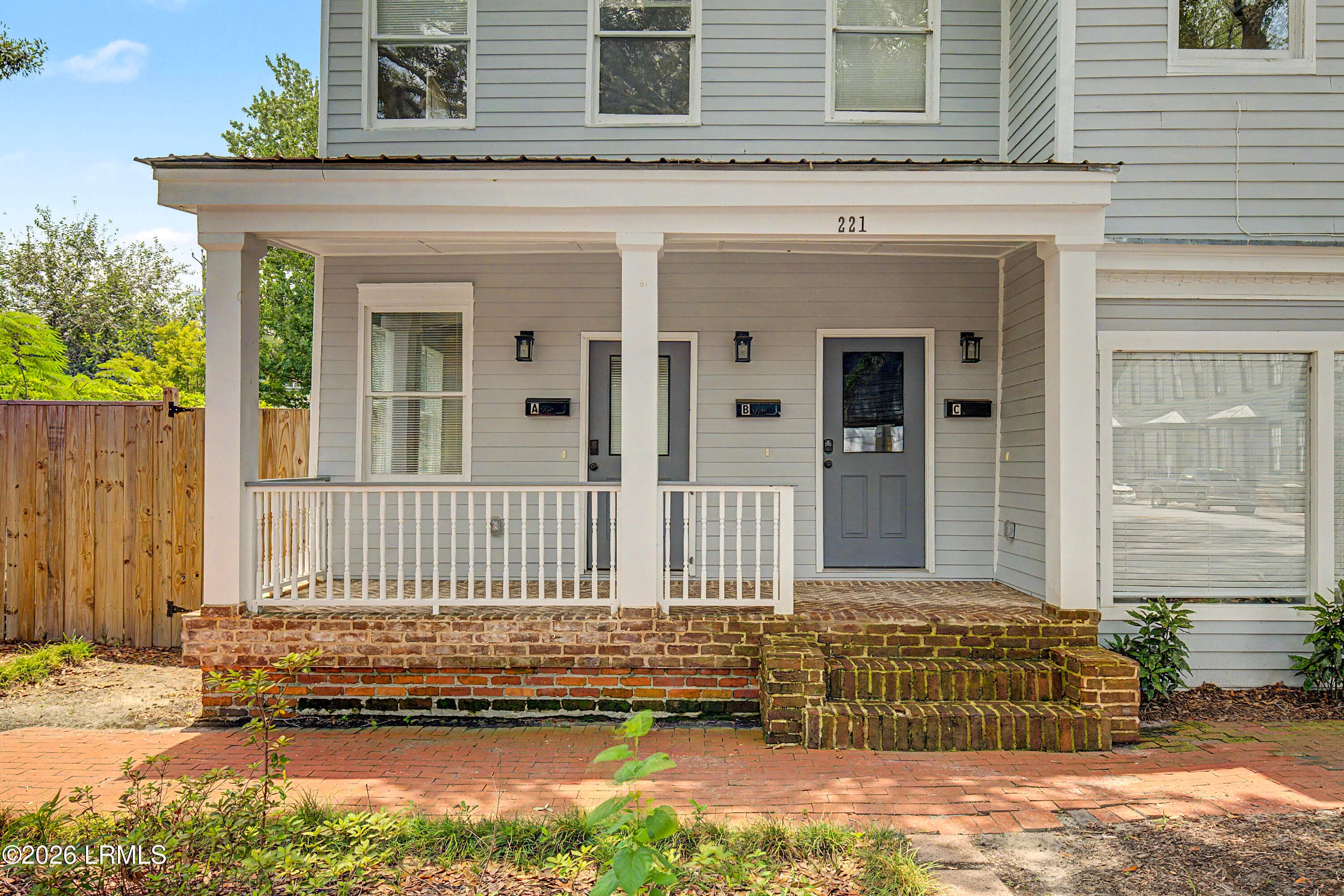 02-8O4A0504_print - 221 W Duffy Street, Savannah, GA 31401