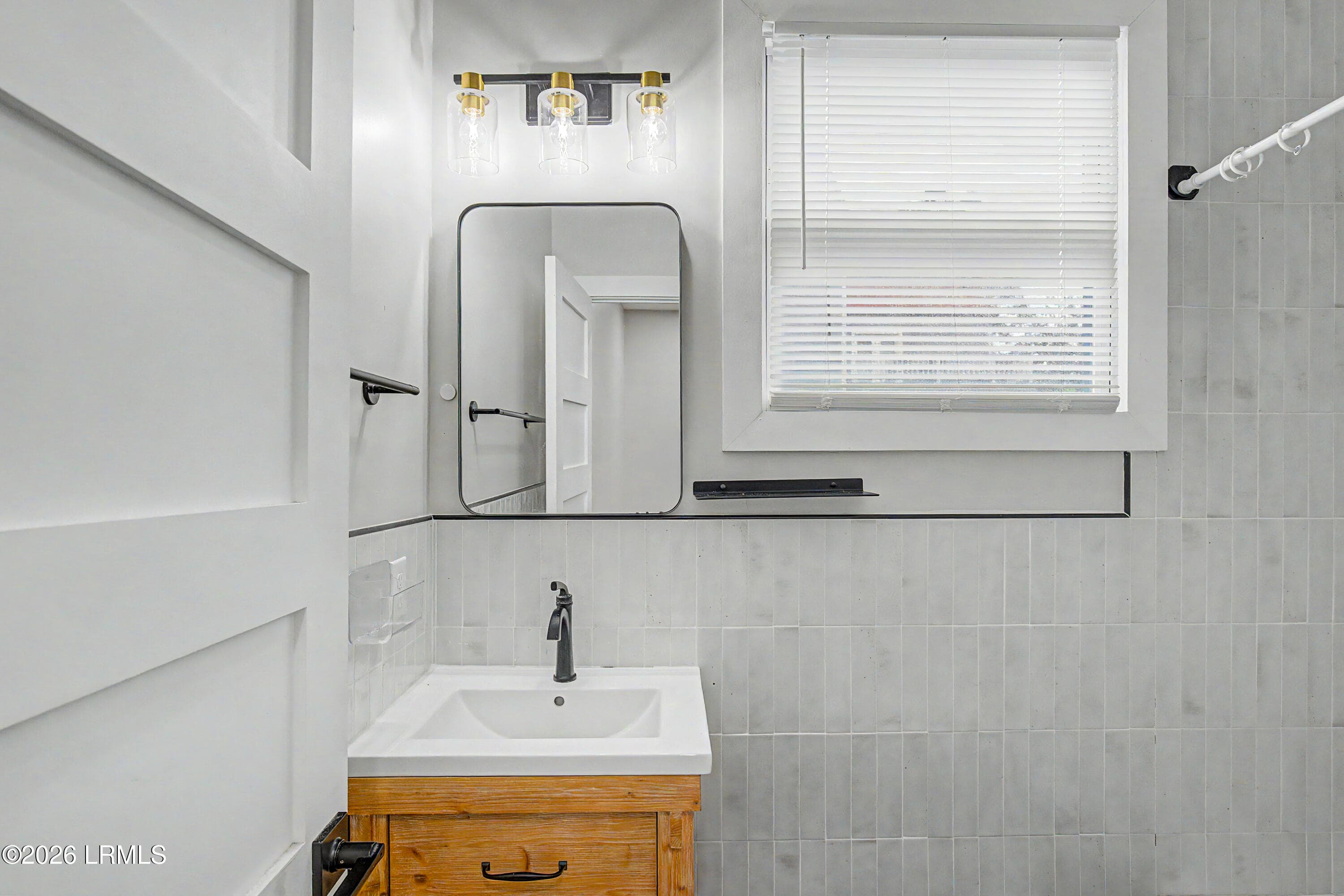 12-8O4A1259_print - 221 W Duffy Street, Savannah, GA 31401
