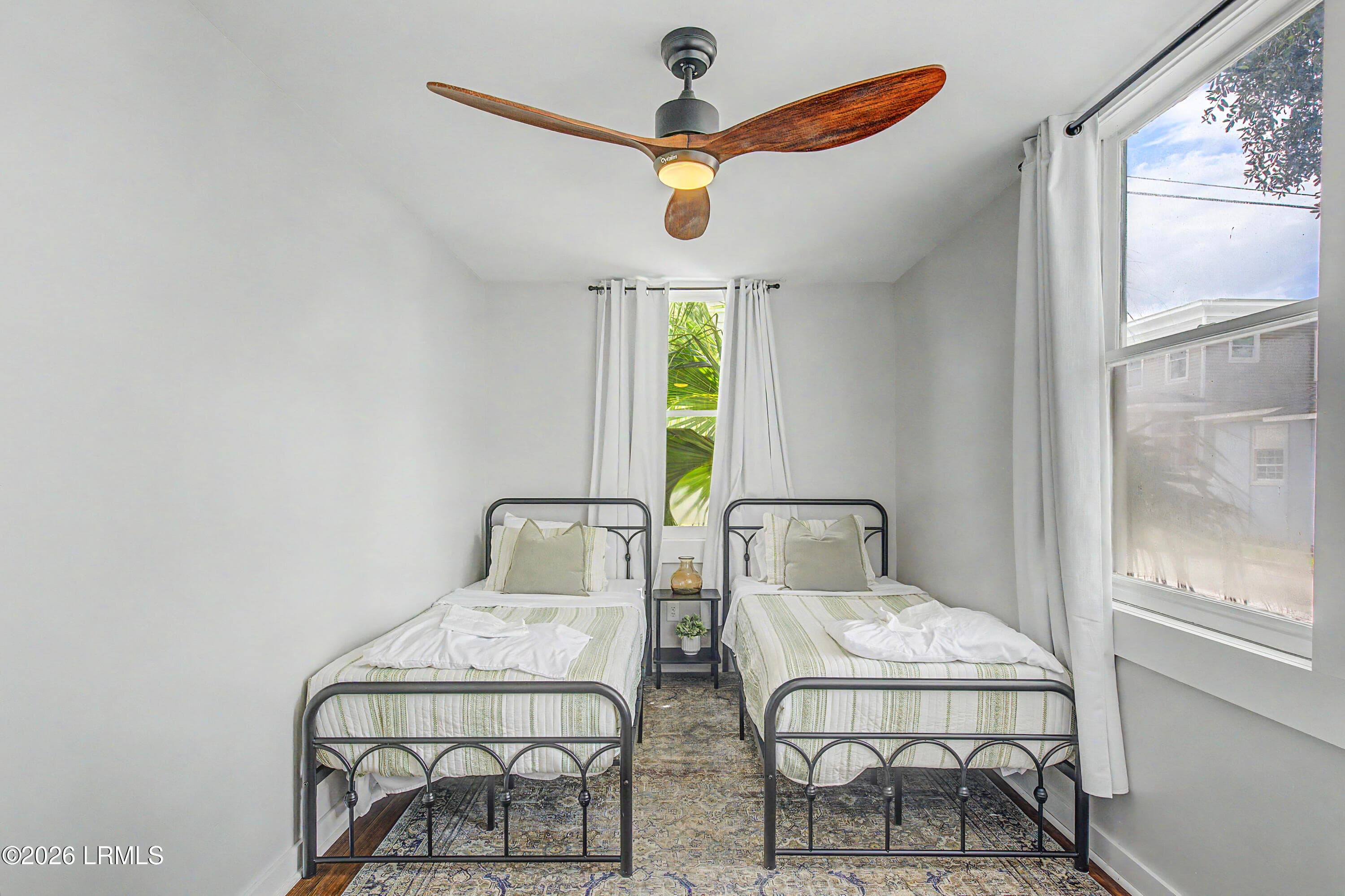 37-8O4A1393_print - 221 W Duffy Street, Savannah, GA 31401