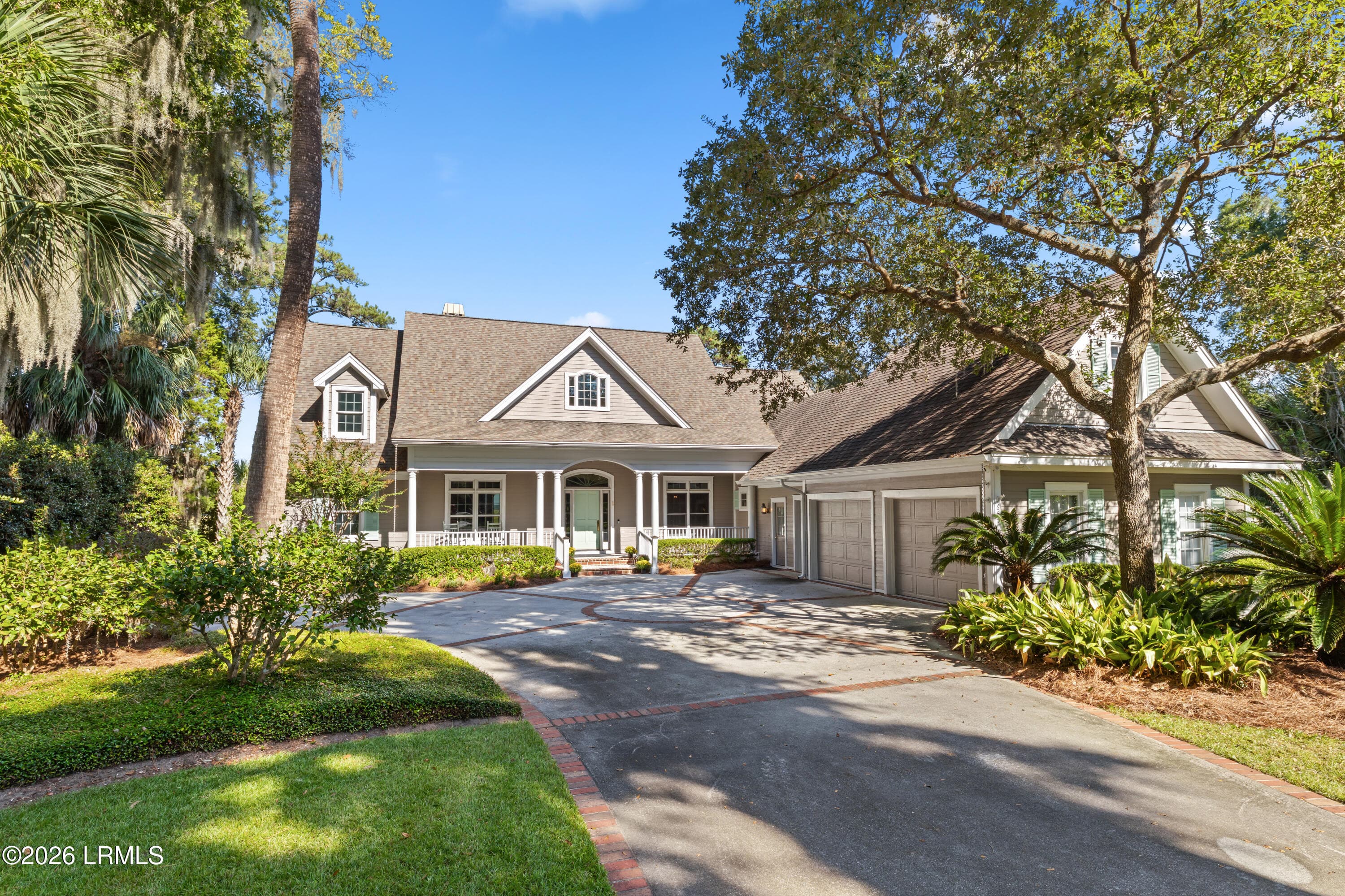 655 Island Circle E, St. Helena Island, SC 29920