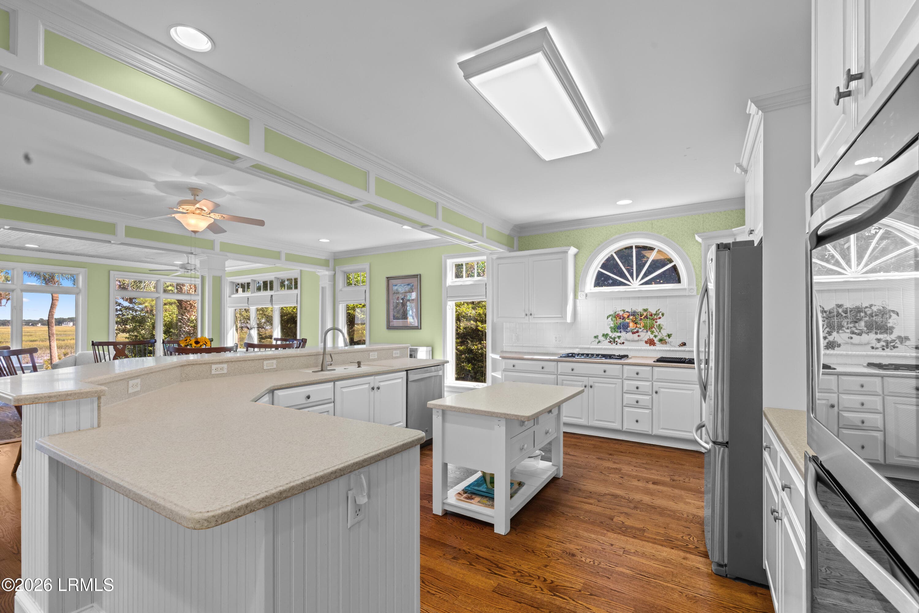 Kitchen - 655 Island Circle E, St. Helena Island, SC 29920