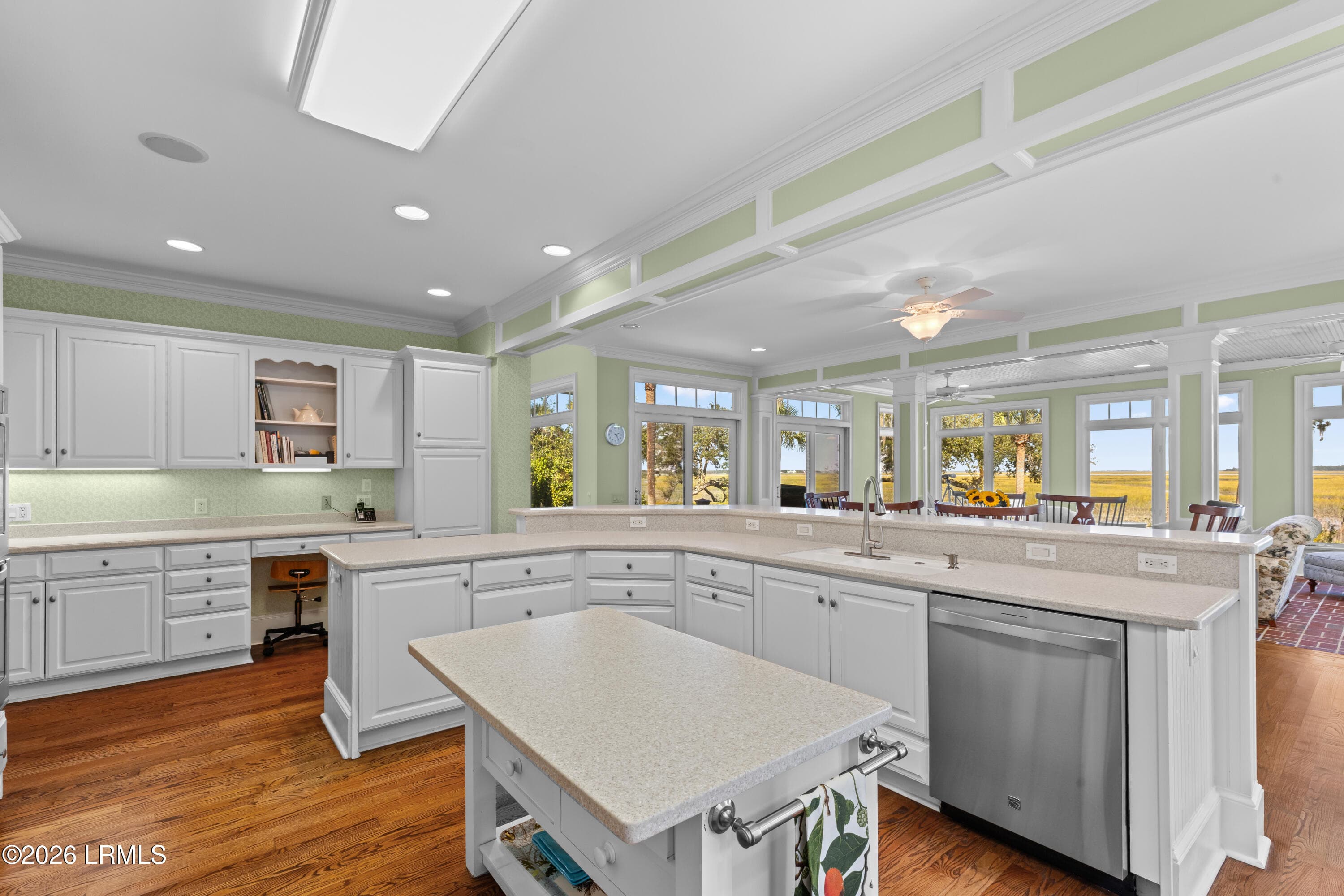 Kitchen - 655 Island Circle E, St. Helena Island, SC 29920