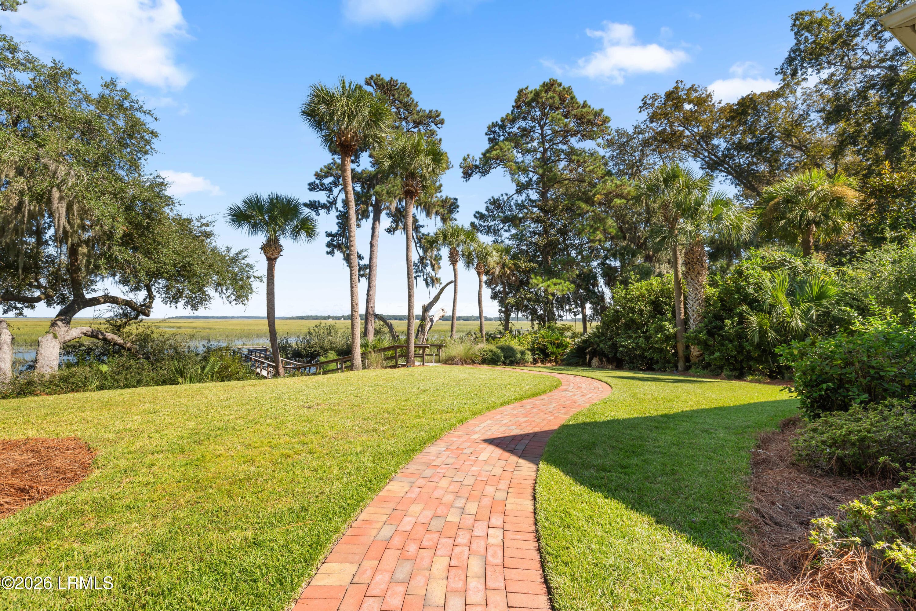 Backyard - 655 Island Circle E, St. Helena Island, SC 29920