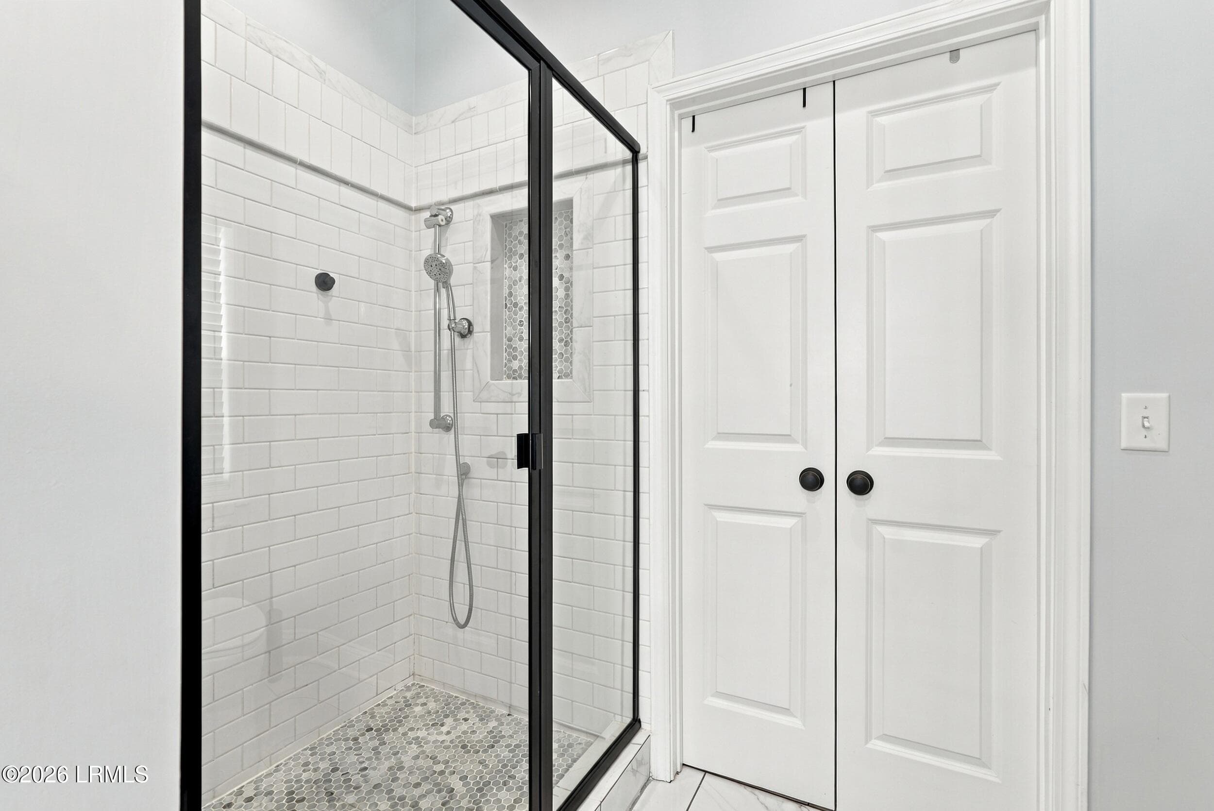 walk in shower - 309 Honey Hill Circle, Ridgeland, SC 29936