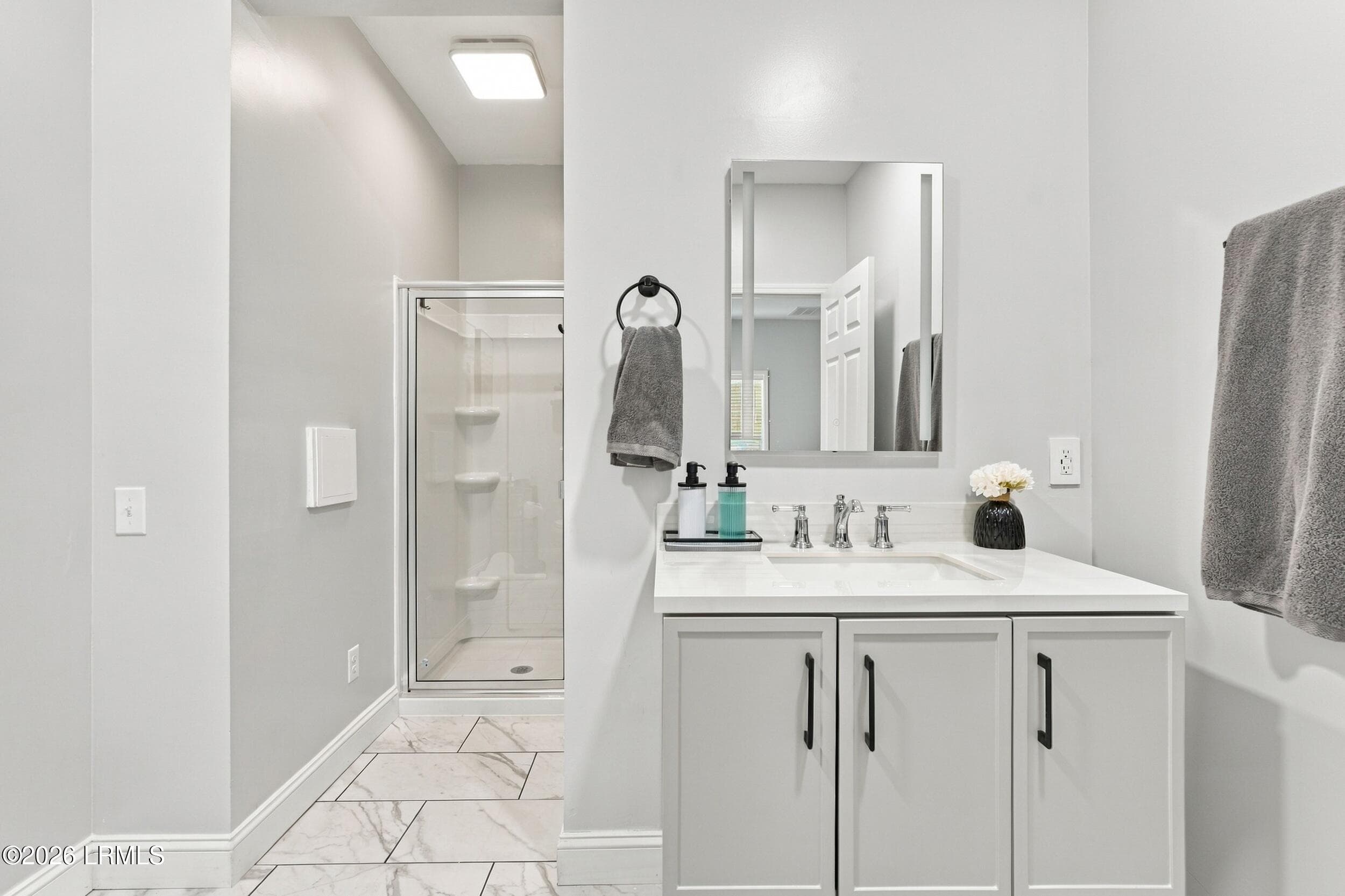 guest bathroom - 309 Honey Hill Circle, Ridgeland, SC 29936