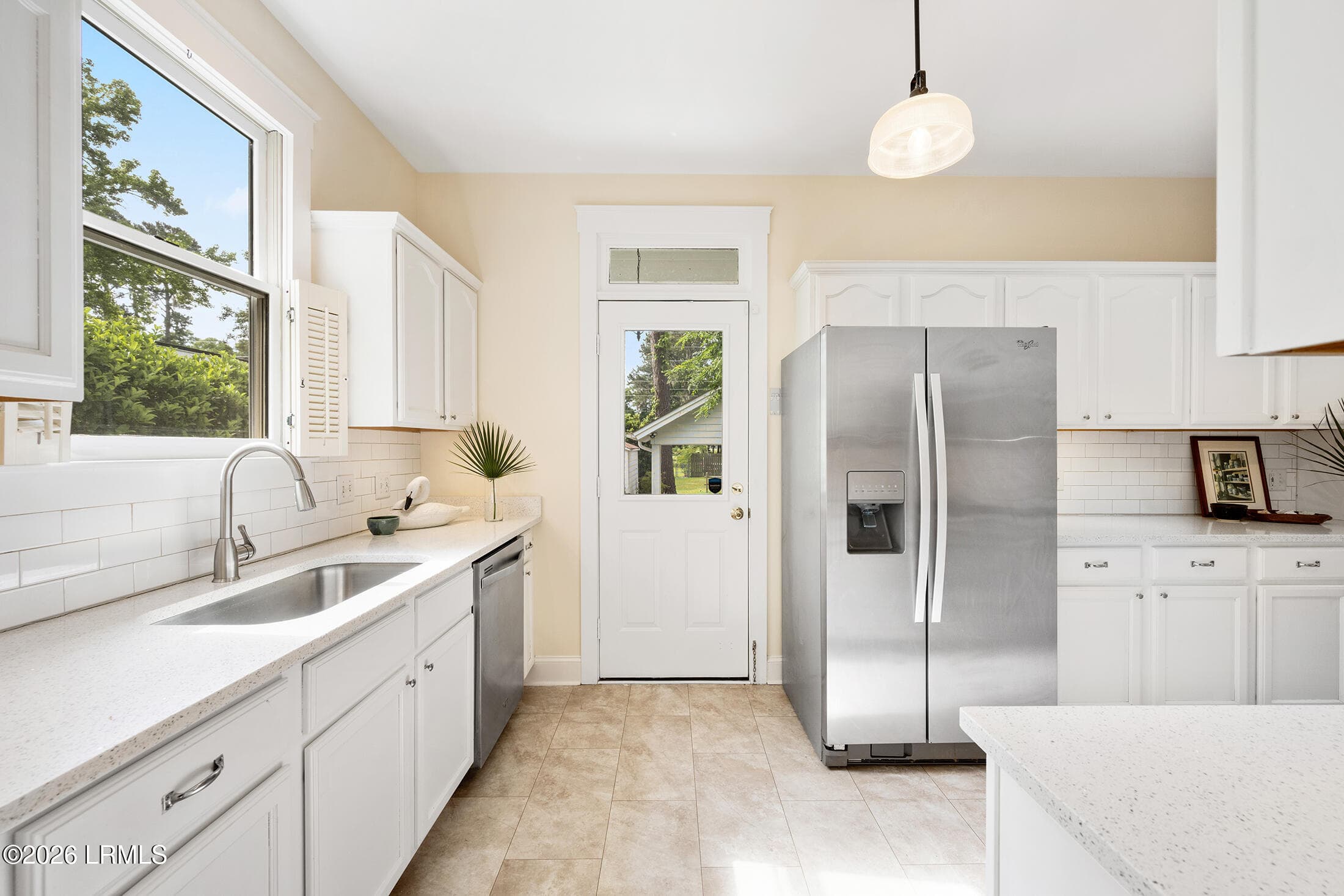 16 Kitchen 2 - 2668 Broad Street, Beaufort, SC 29902