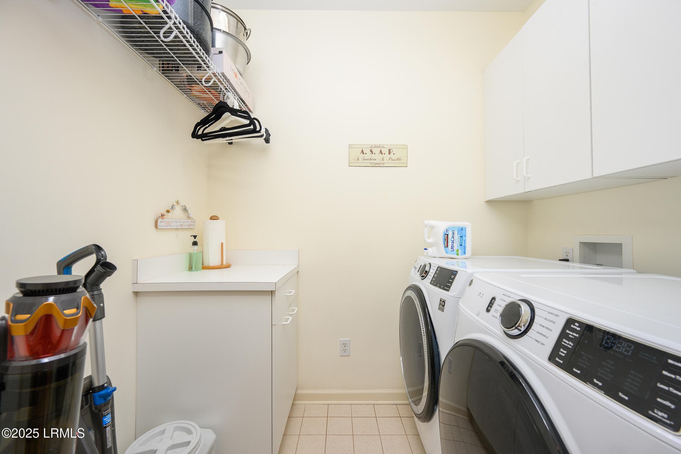 18chechesseenewlaundry - 18 Chechessee Circle, Okatie, SC 29909