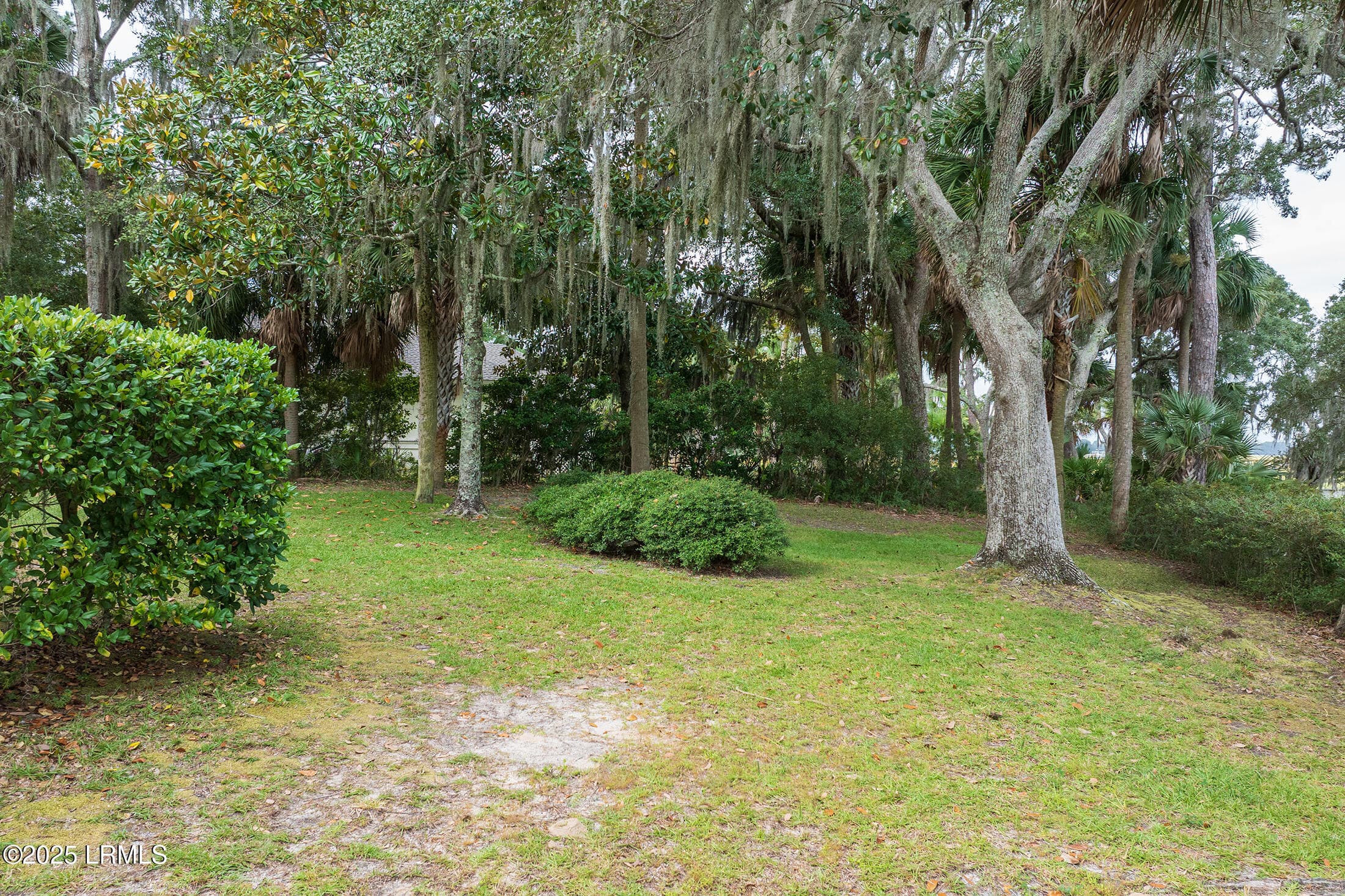 18chechesseenewyard - 18 Chechessee Circle, Okatie, SC 29909