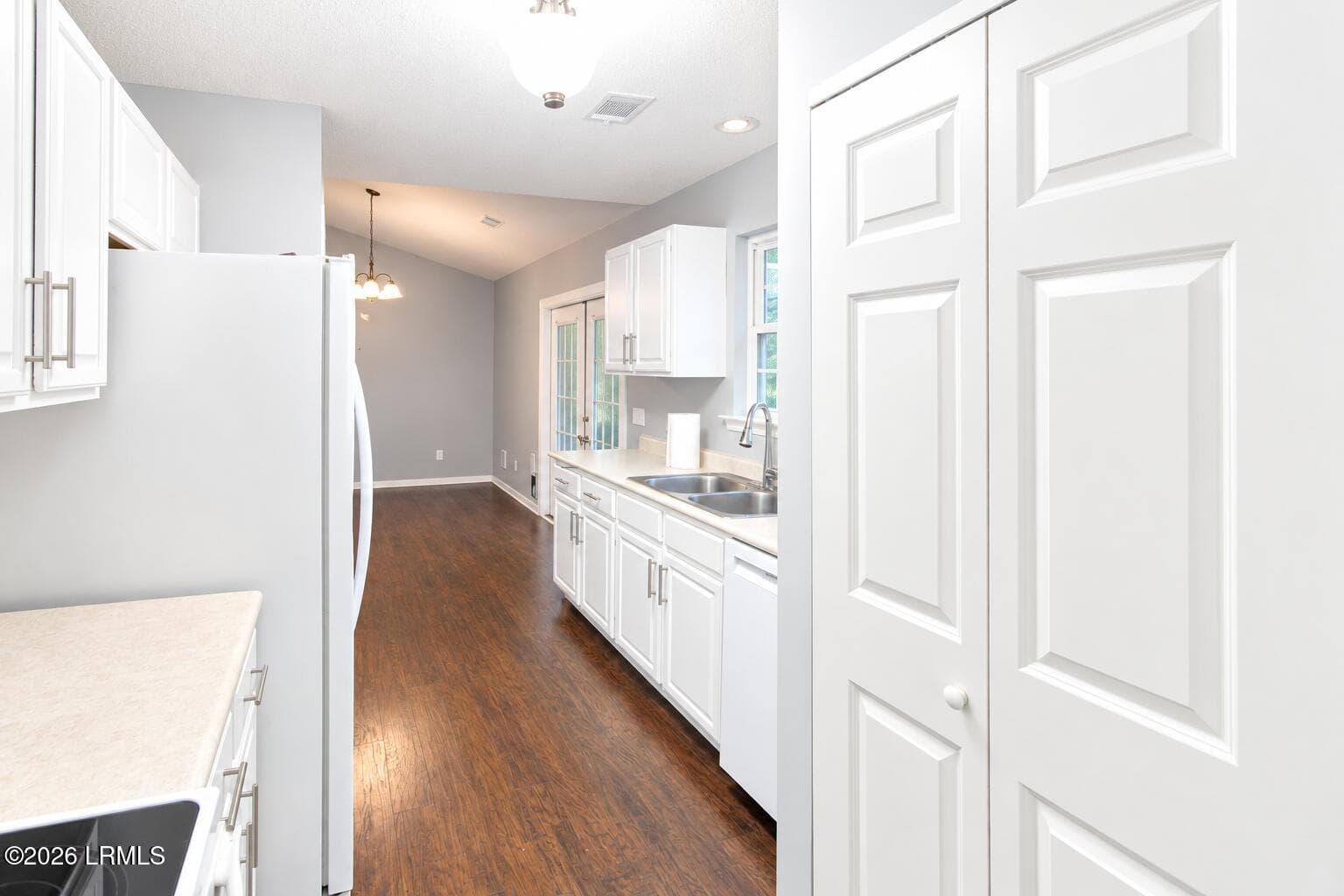 Kitchen - 11 Royal Star Drive, Beaufort, SC 29907