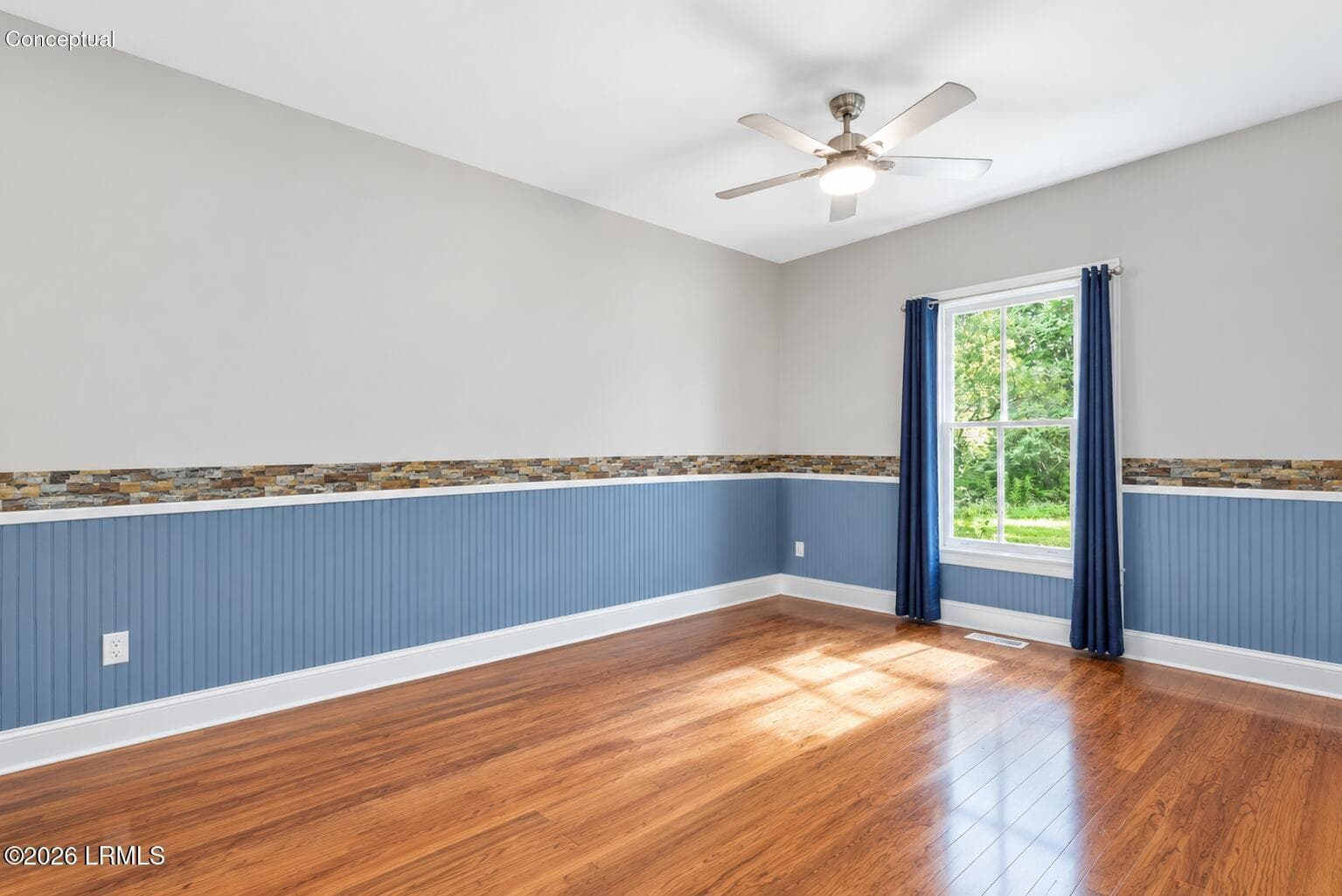 Empty Coastal Farmhouse Room with Blue W - 201 Mccormack Avenue, Ridgeland, SC 29936