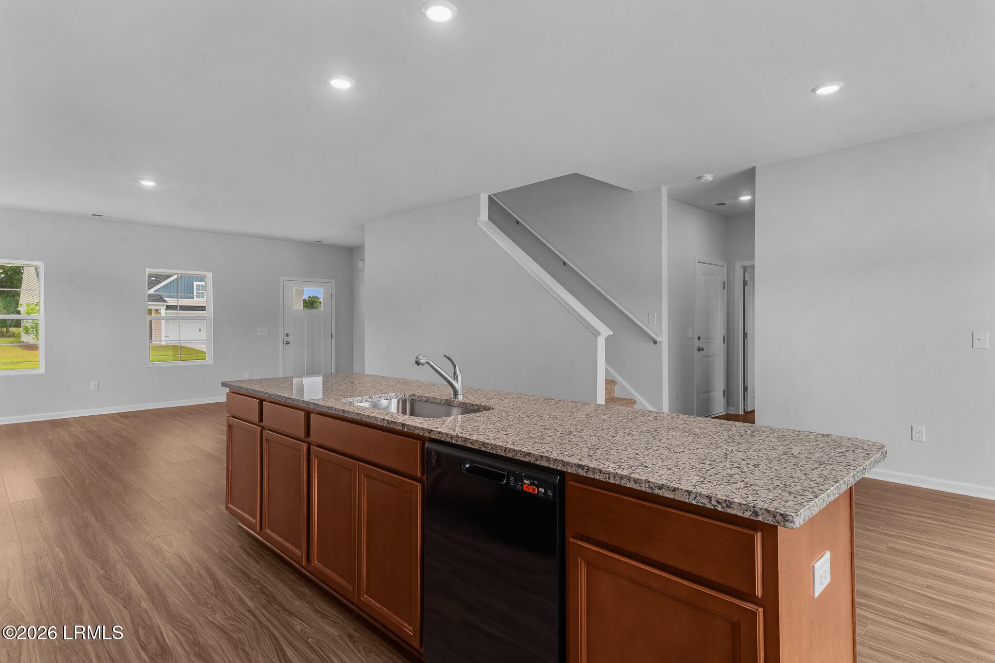 FMWeb13 - 358 Aviation Drive, Ridgeland, SC 29936