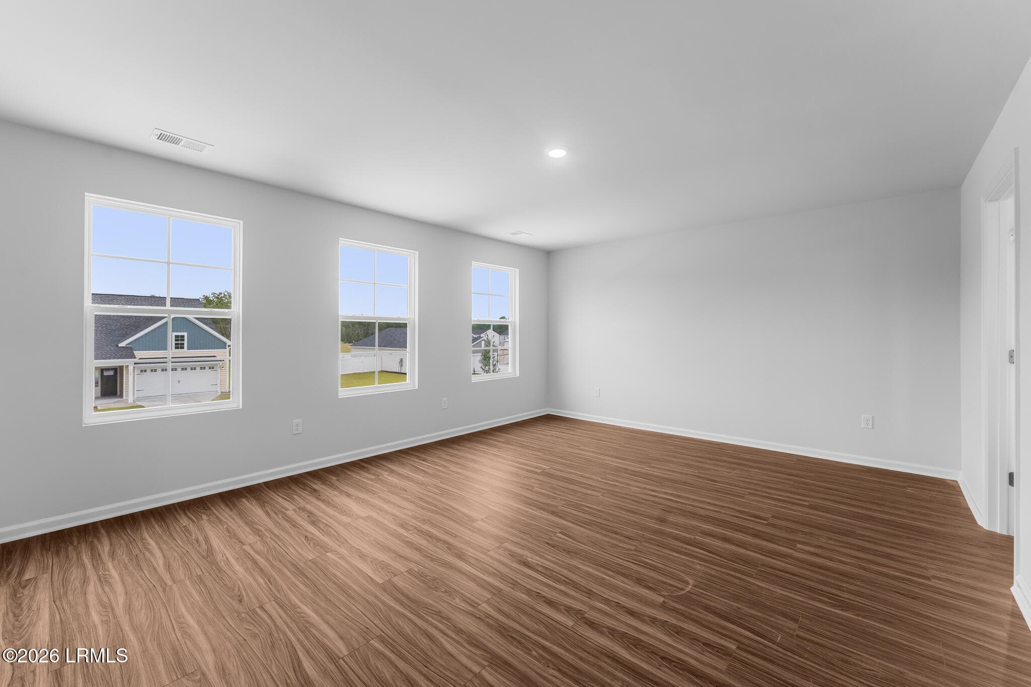 FMWeb20 - 358 Aviation Drive, Ridgeland, SC 29936