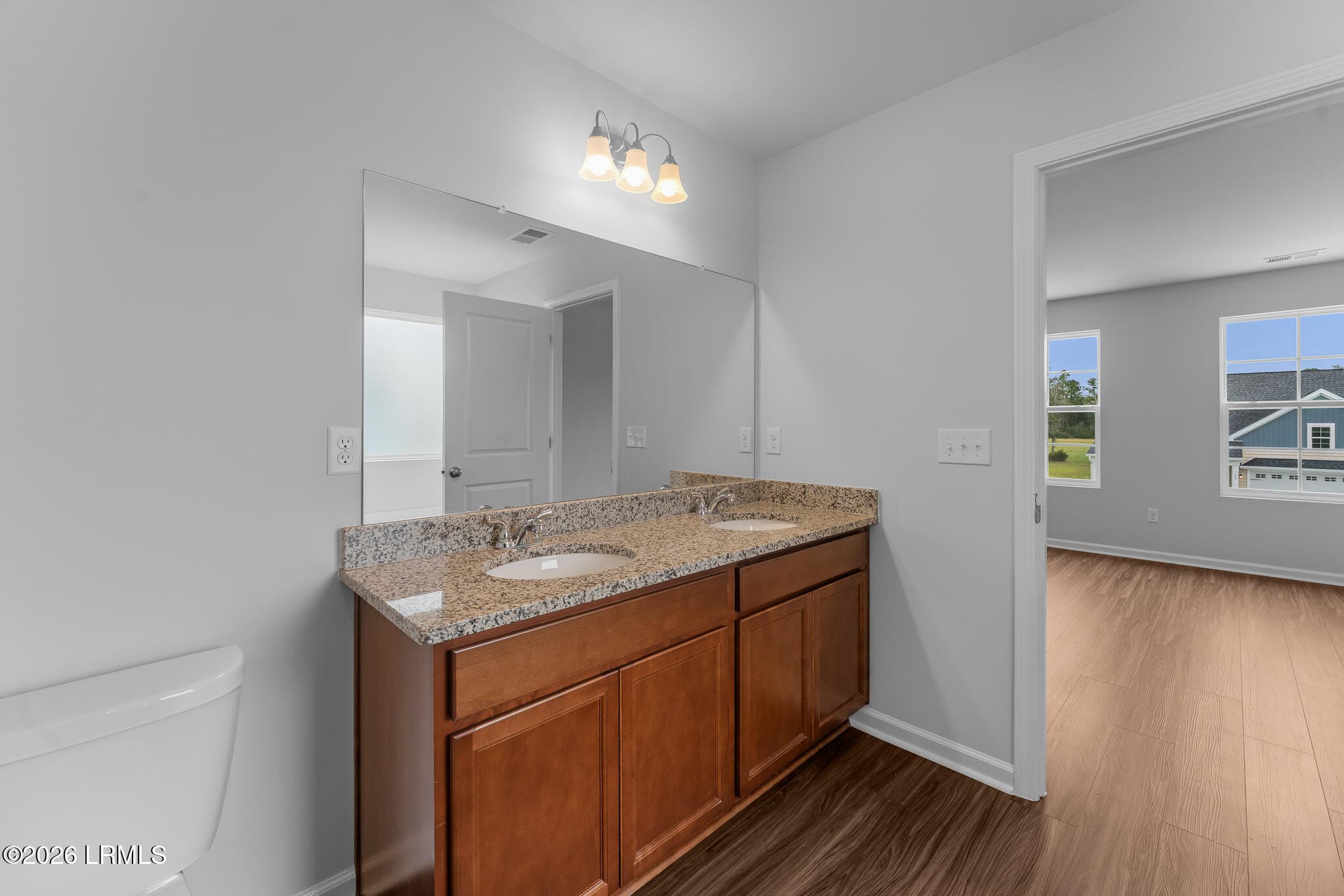 FMWeb23 - 358 Aviation Drive, Ridgeland, SC 29936