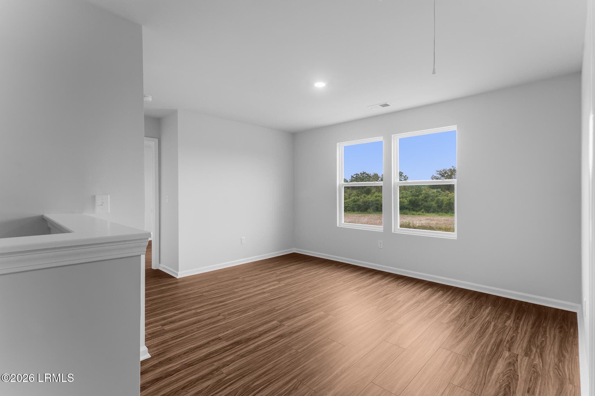 FMWeb27 - 358 Aviation Drive, Ridgeland, SC 29936