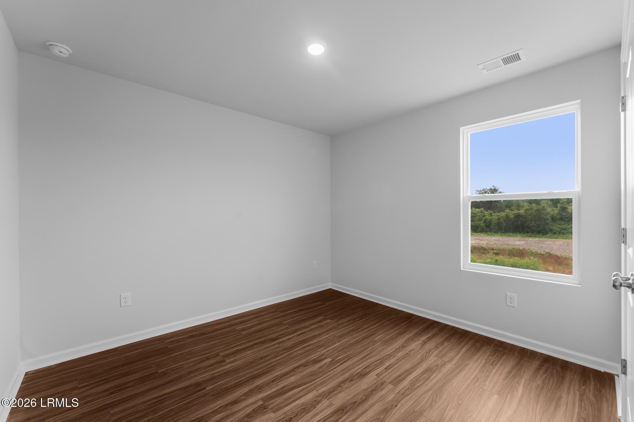 FMWeb29 - 358 Aviation Drive, Ridgeland, SC 29936