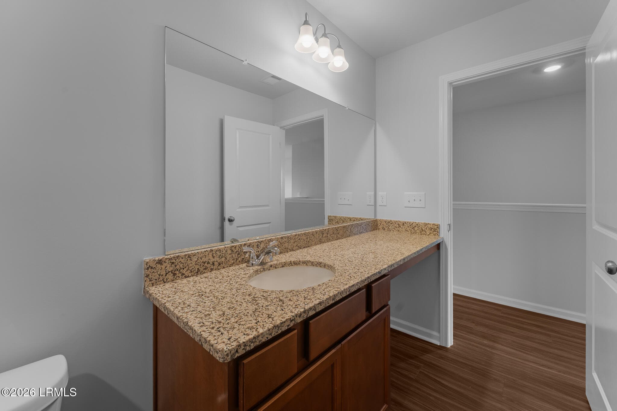 FMWeb34 - 358 Aviation Drive, Ridgeland, SC 29936
