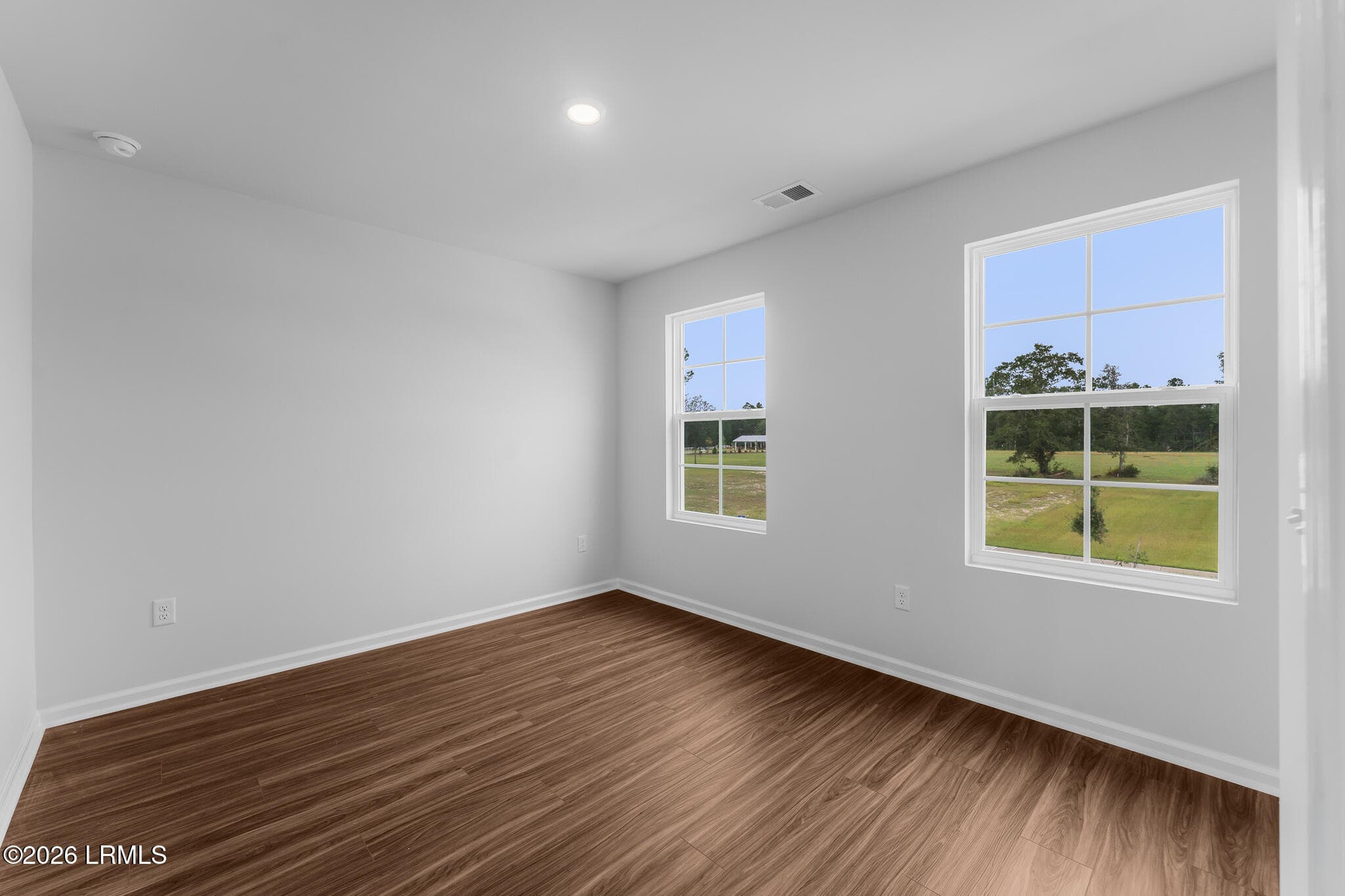 FMWeb35 - 358 Aviation Drive, Ridgeland, SC 29936