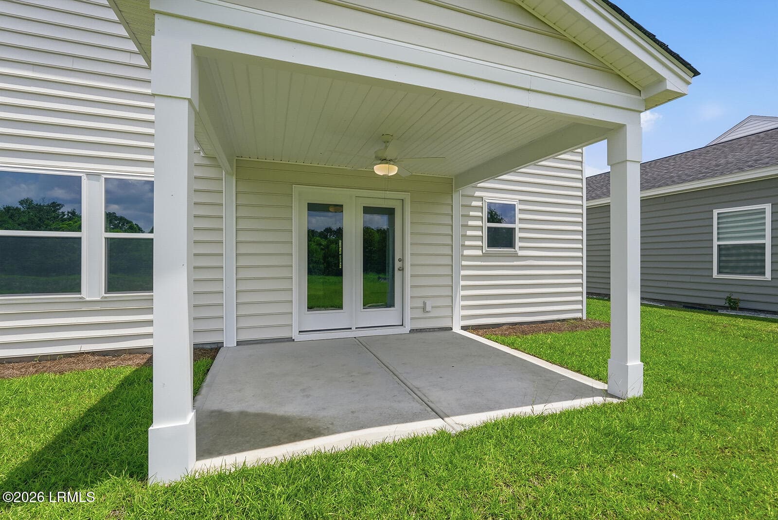 FMWeb33 - 562 Aviation Drive, Ridgeland, SC 29936