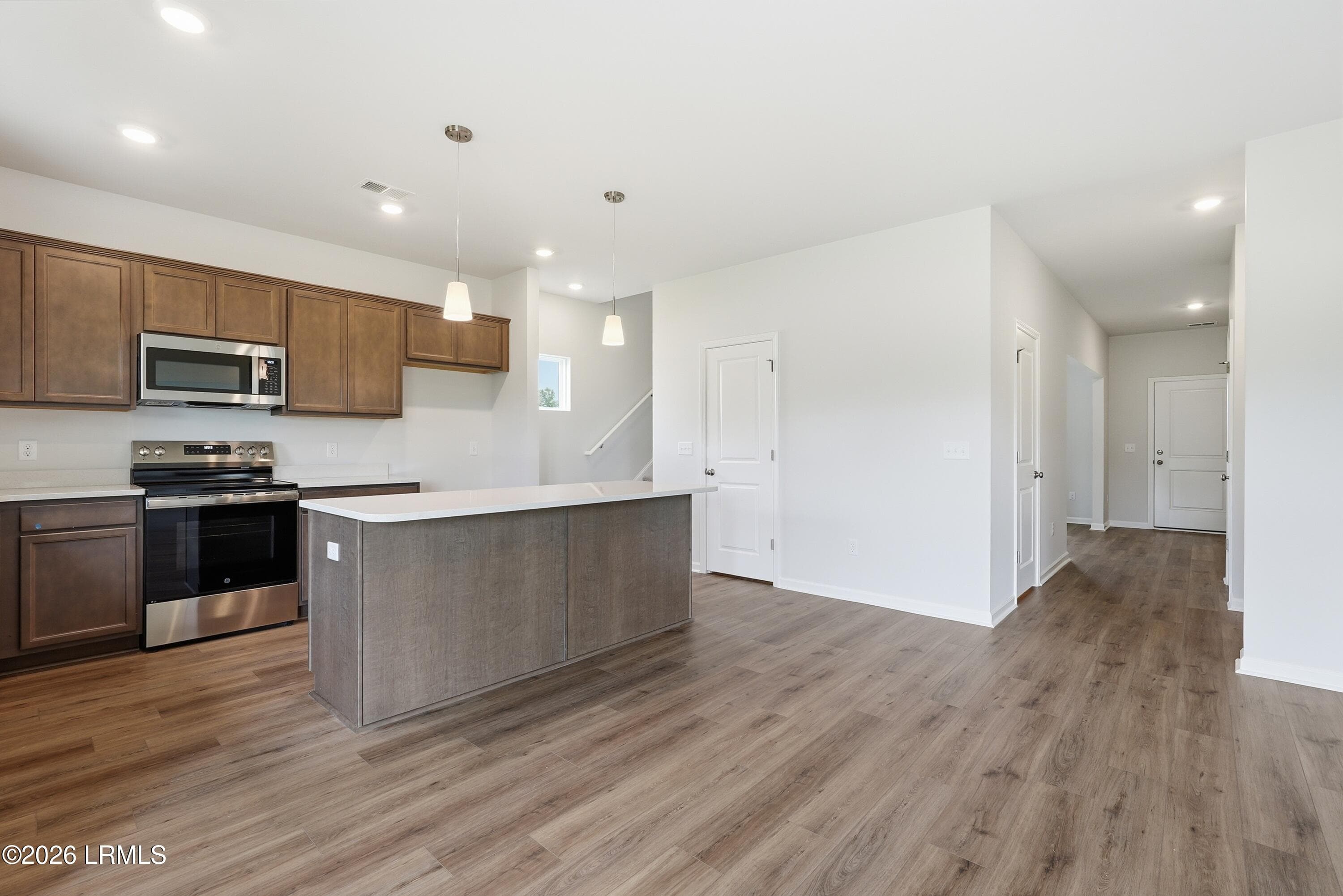 FMWeb04 - 498 Aviation Drive, Ridgeland, SC 29936