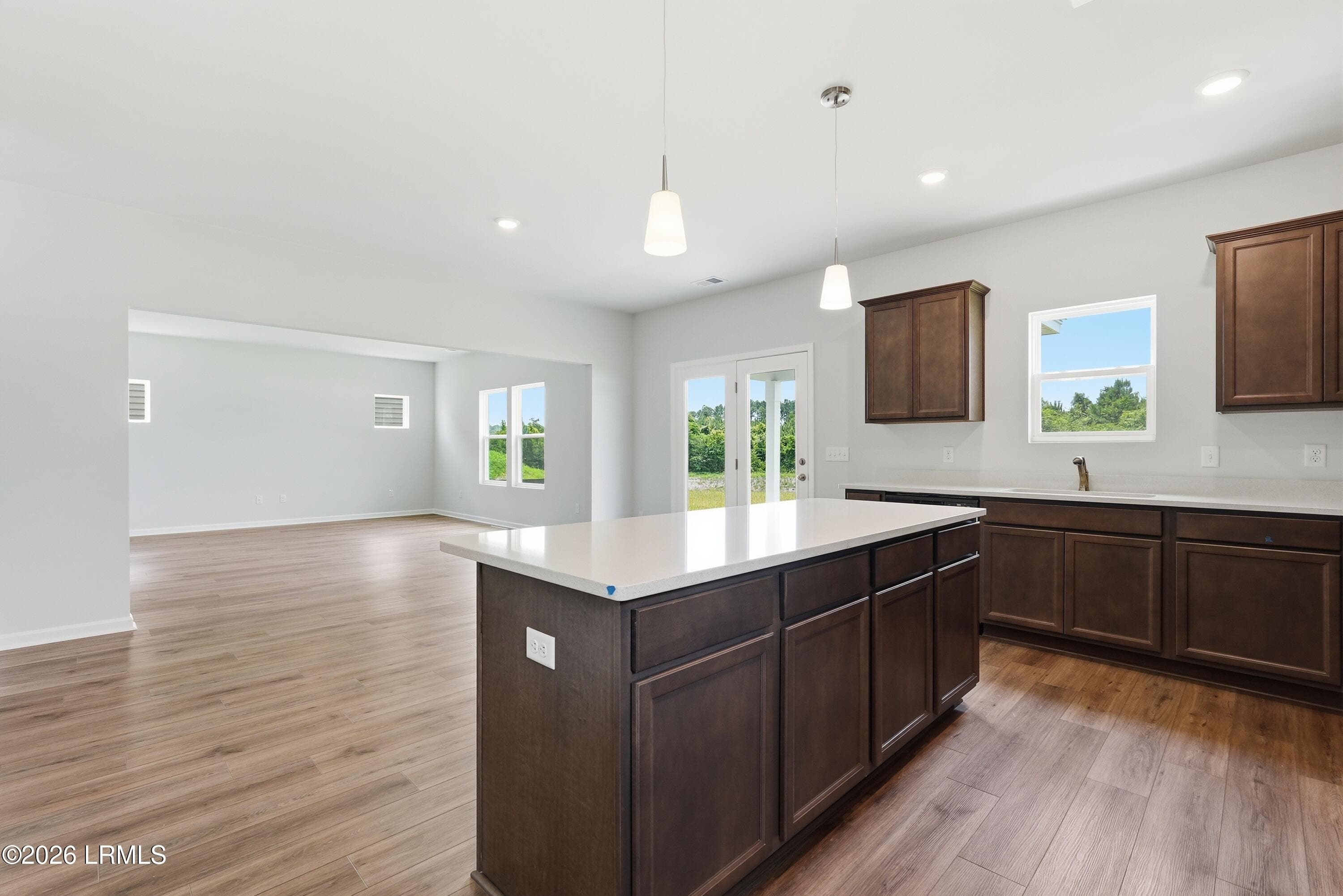 FMWeb06 - 498 Aviation Drive, Ridgeland, SC 29936