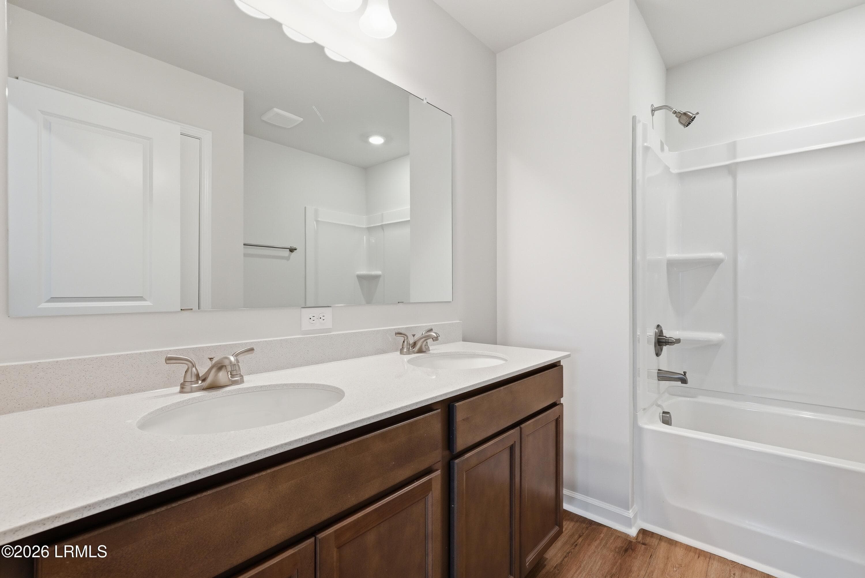 FMWeb24 - 498 Aviation Drive, Ridgeland, SC 29936