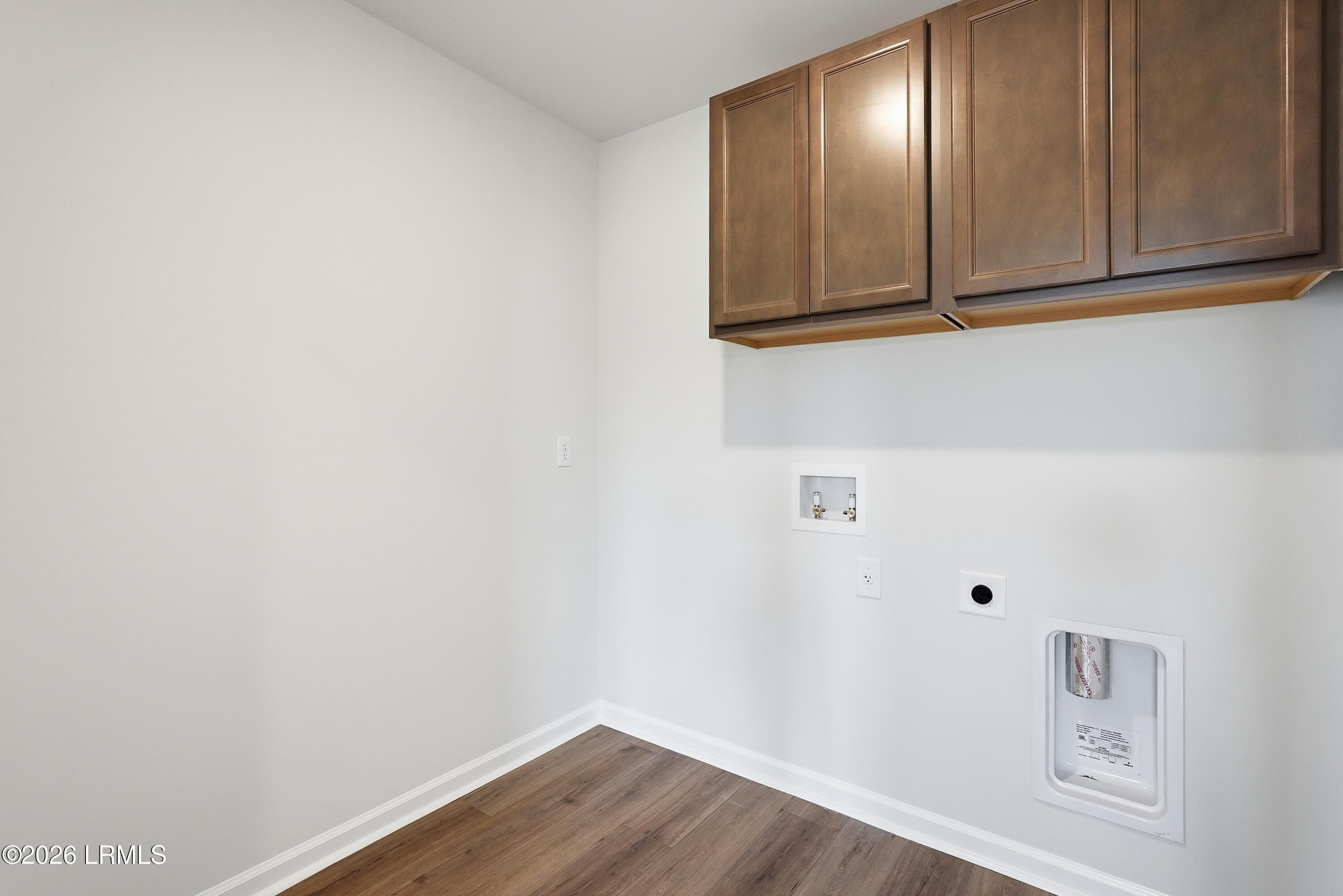 FMWeb26 - 498 Aviation Drive, Ridgeland, SC 29936