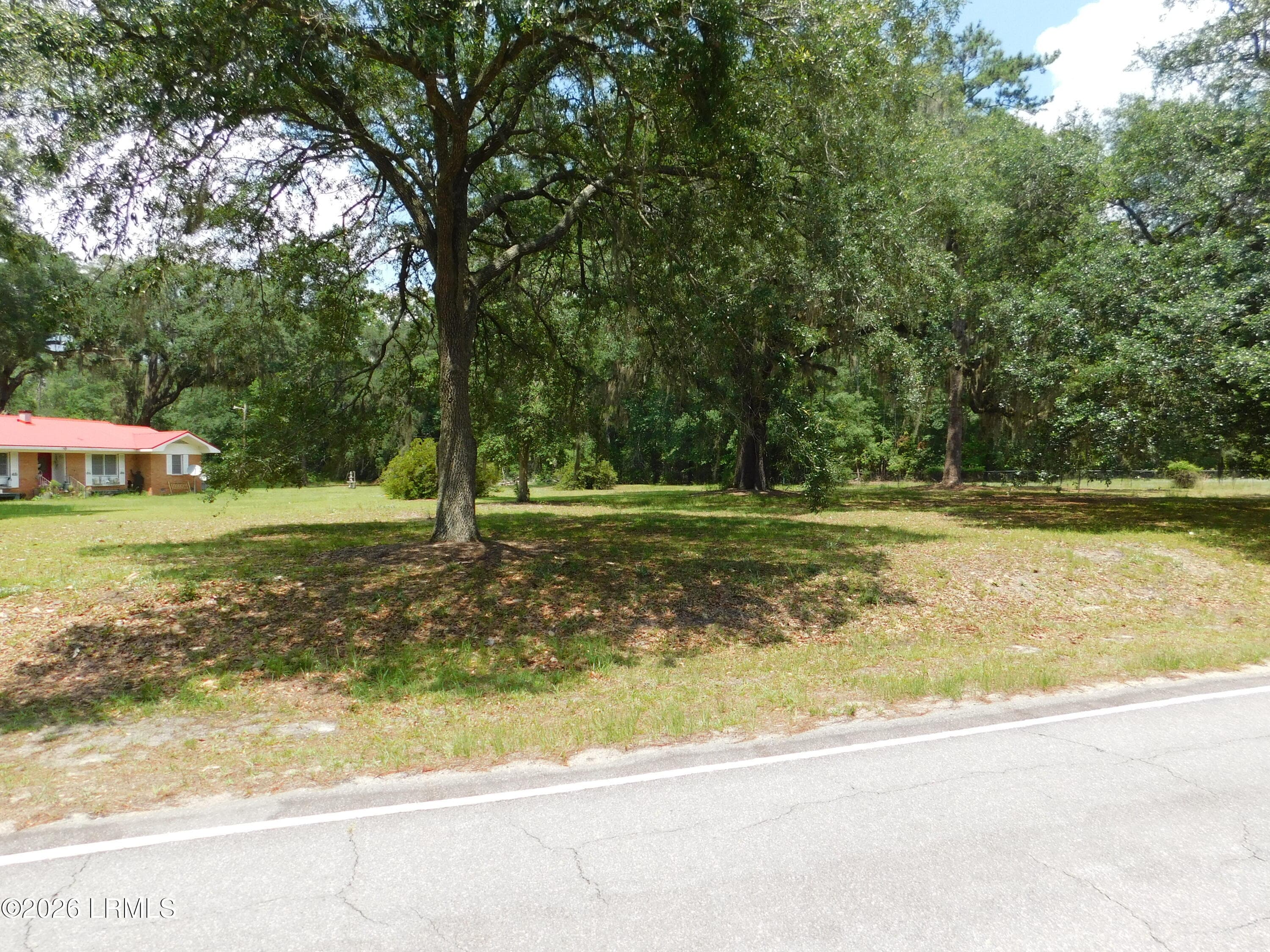 DSCN7279[1] - 25121 Pocotaligo Road, Yemassee, SC 29945