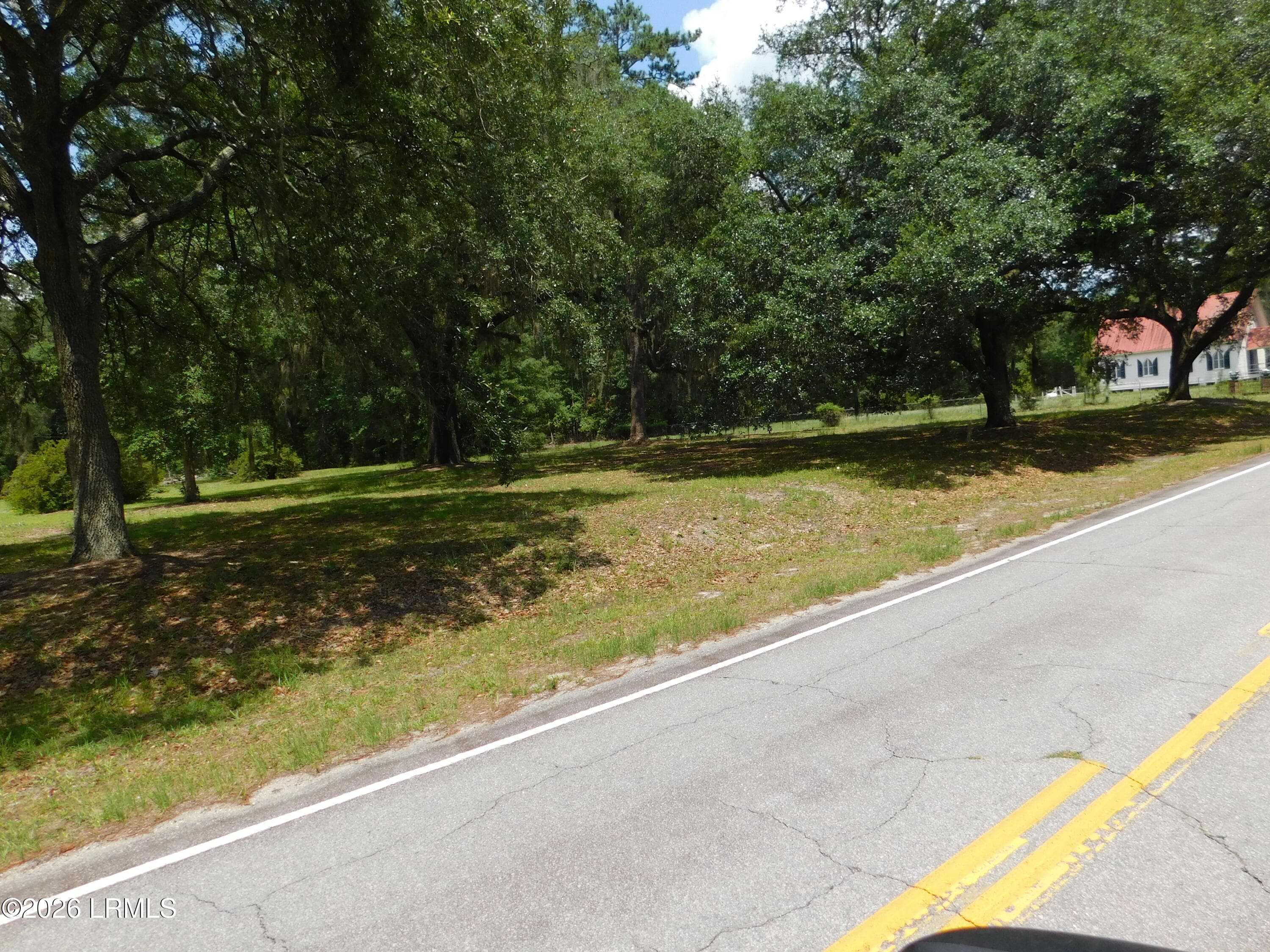 DSCN7280[1] - 25121 Pocotaligo Road, Yemassee, SC 29945