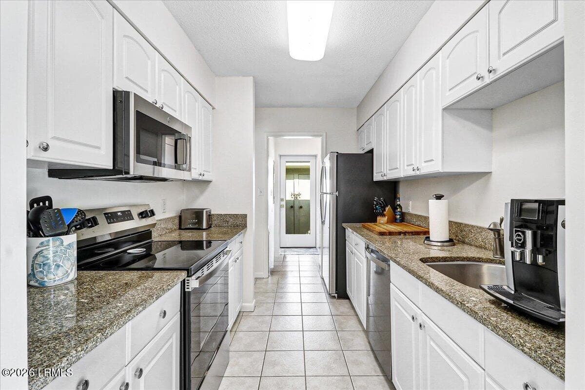 10-1588 Lagoon Villas-9 - 226 S Sea Pines Drive 1588, Hilton Head Island, SC 29928