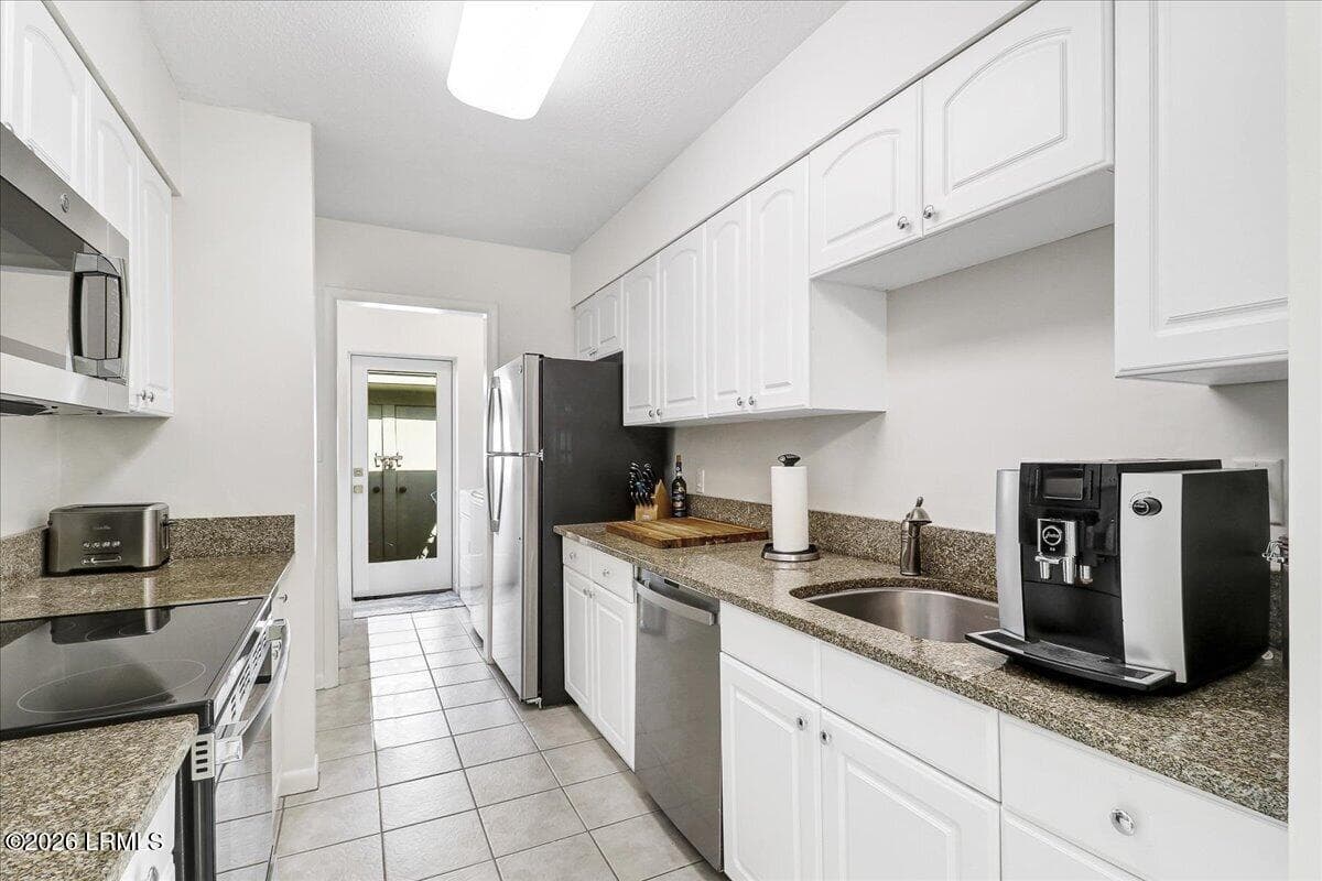 12-1588 Lagoon Villas-11 - 226 S Sea Pines Drive 1588, Hilton Head Island, SC 29928