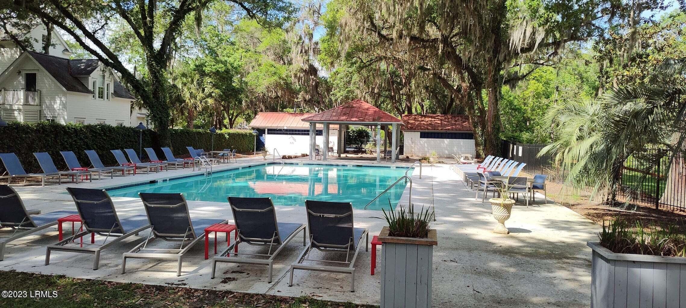 20230410222836048606000000-o - 45 Holbrook Drive, Beaufort, SC 29902
