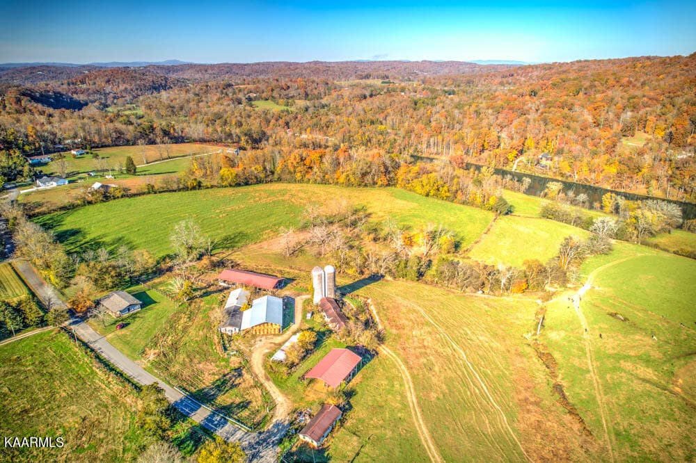 DJI_0025_6_7_8_9 - 311 Ross Cemetery Rd, Rocky Top, TN 37769