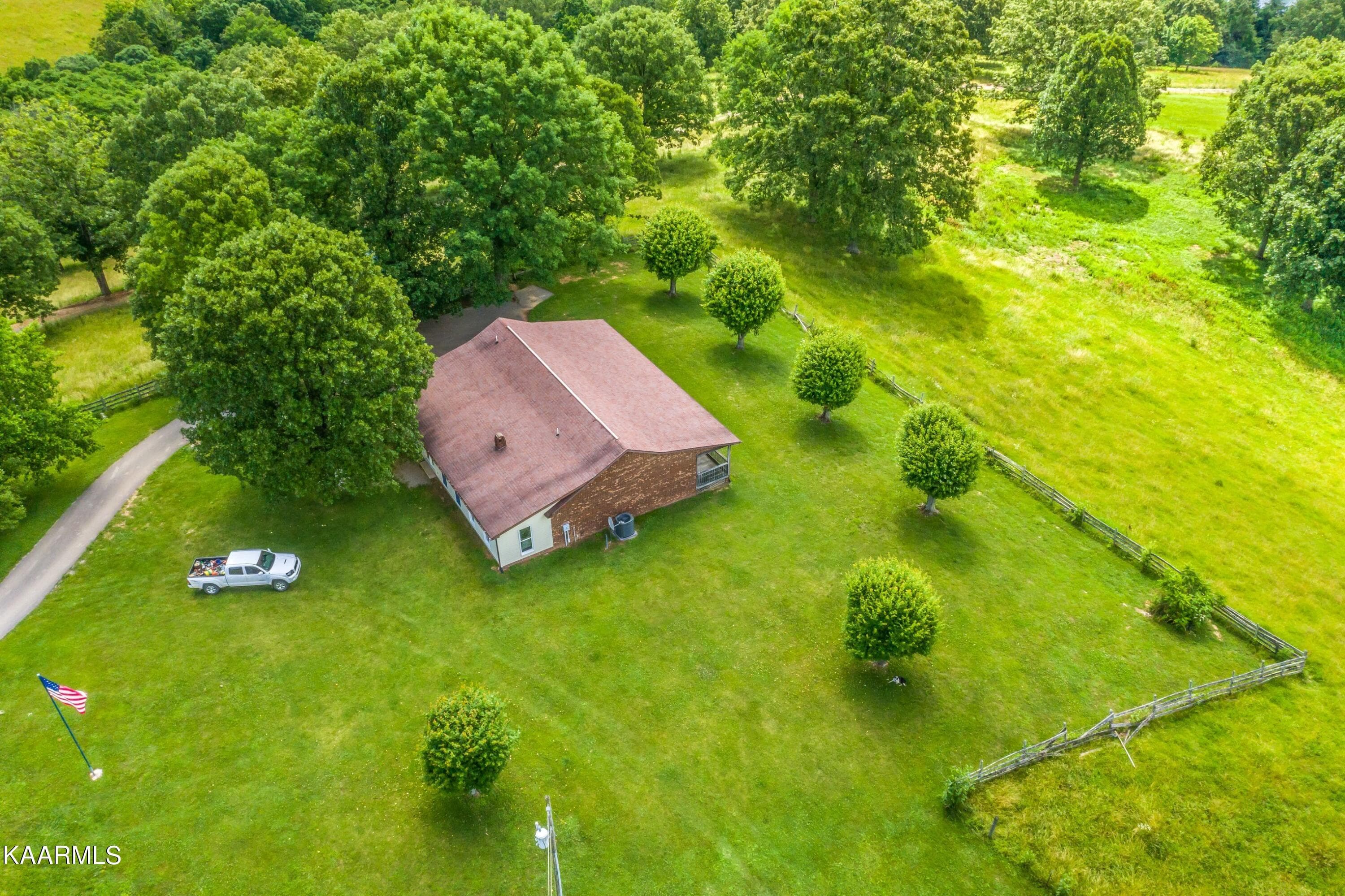 Exterior-7.jpg-SMALL - 745 Ronald Holt Lane, Tazewell, TN 37879