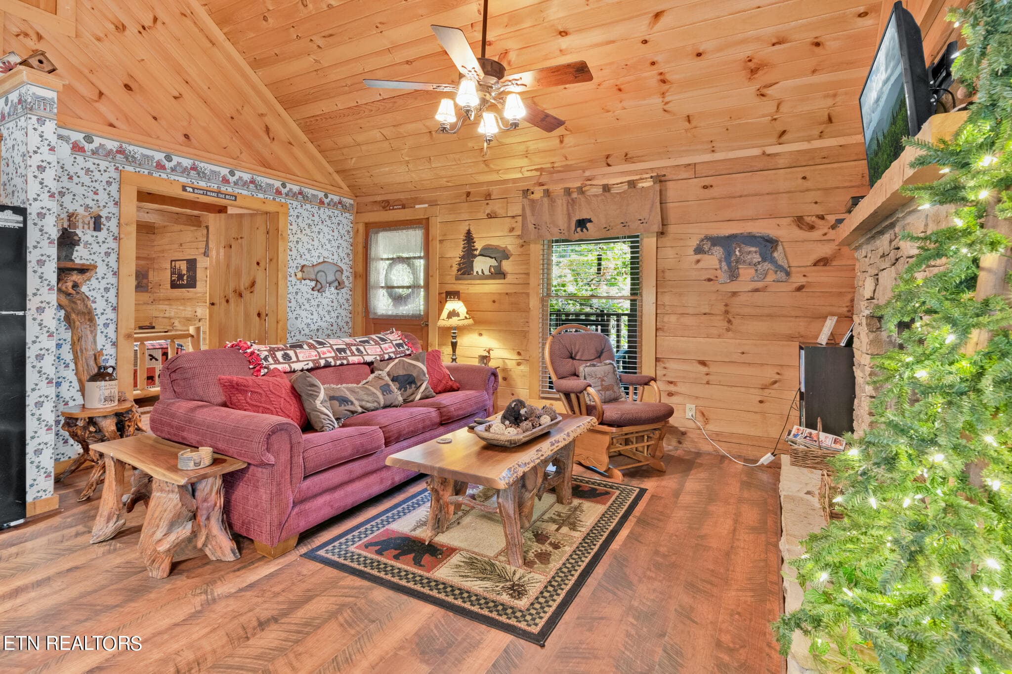 2349 Courtney Lane-8 - 2349 Courtney Lane, Sevierville, TN 37876