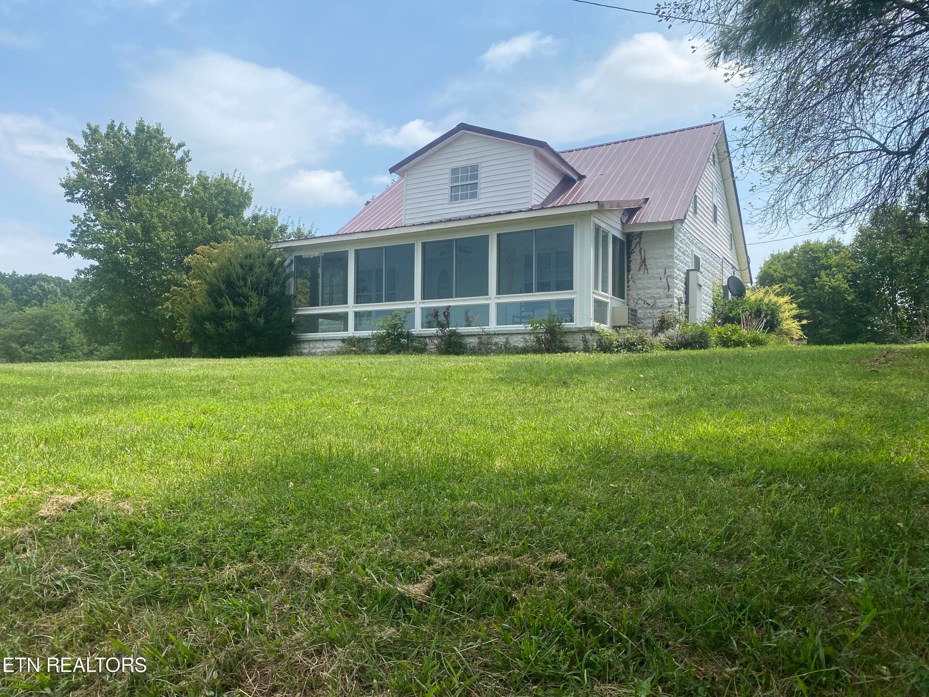 IMG_0714 - 1088 Jones Ridge Rd, Speedwell, TN 37870