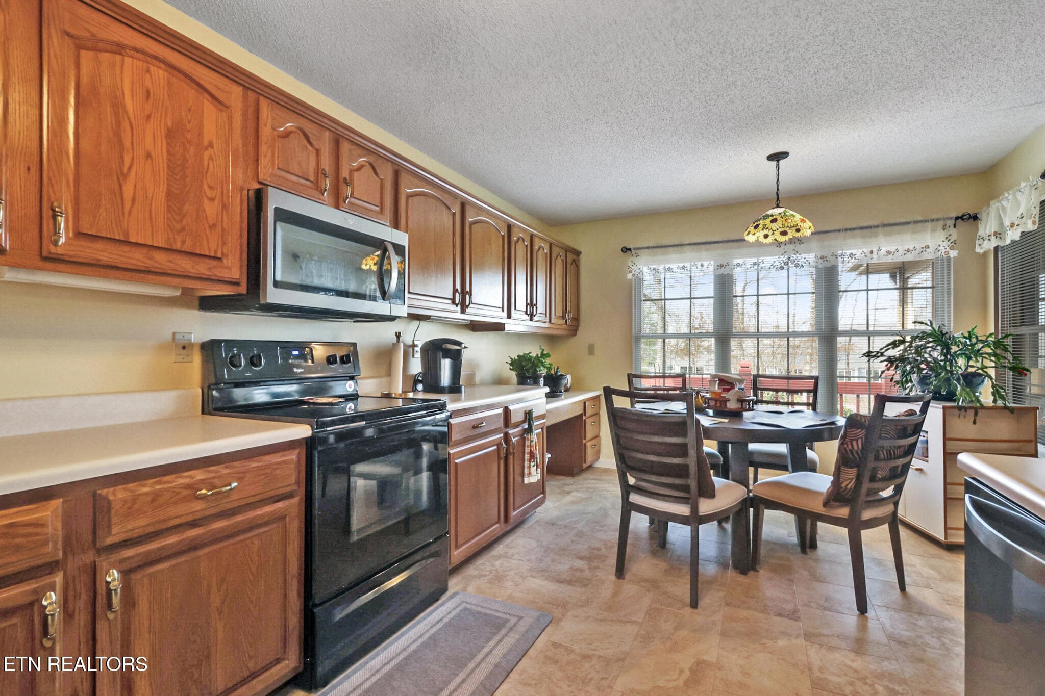 Kitchen dining area - 116 Huntington Drive, Fairfield Glade, TN 38558