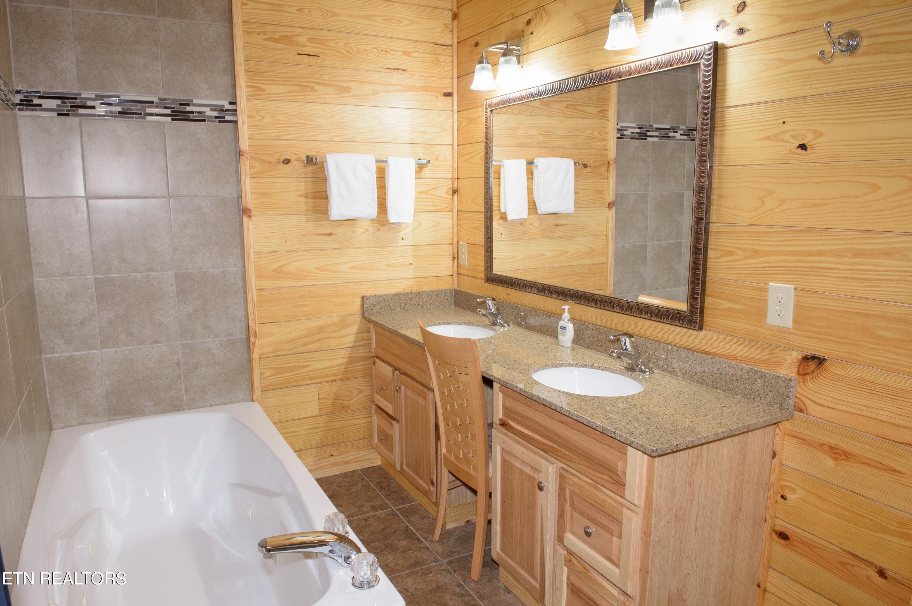 rayburn-0034 - 363 Lewis Clabo Rd, Gatlinburg, TN 37738, Gatlinburg