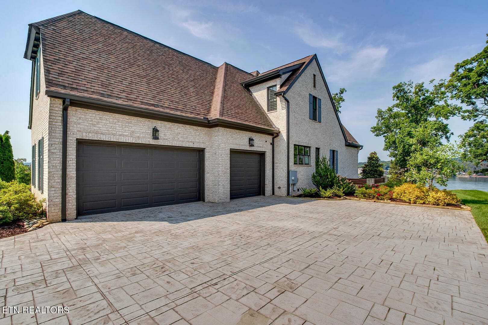 05_ShadowHillDrive_1270_GarageSide - 1270 Shadow Hill Drive, Lenoir City, TN 37772, Lenoir City