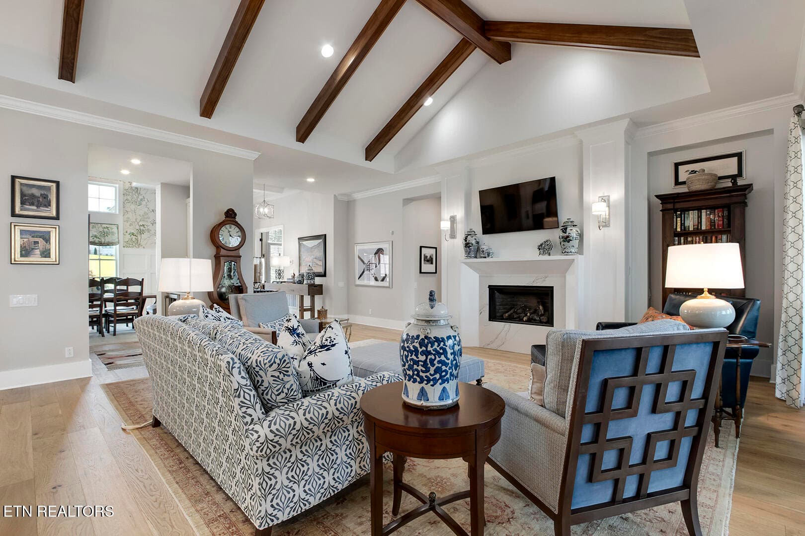 23_ShadowHillDrive_1270_Living05 - 1270 Shadow Hill Drive, Lenoir City, TN 37772, Lenoir City