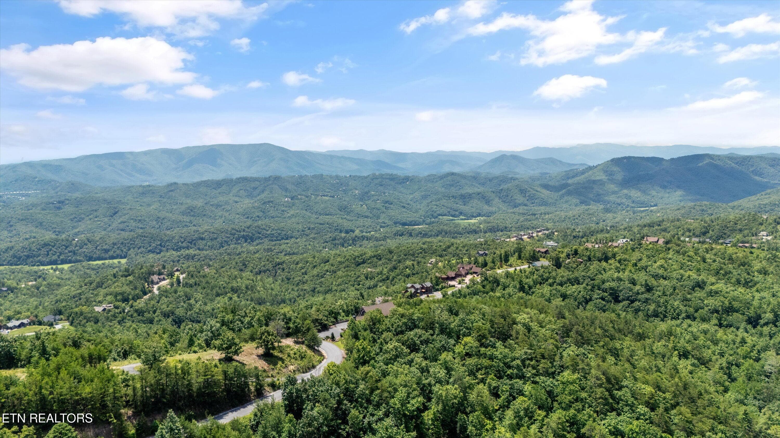 70-3301 Summit Trails Dr11 - 3301 Summit Trails Drive, Sevierville, TN 37862